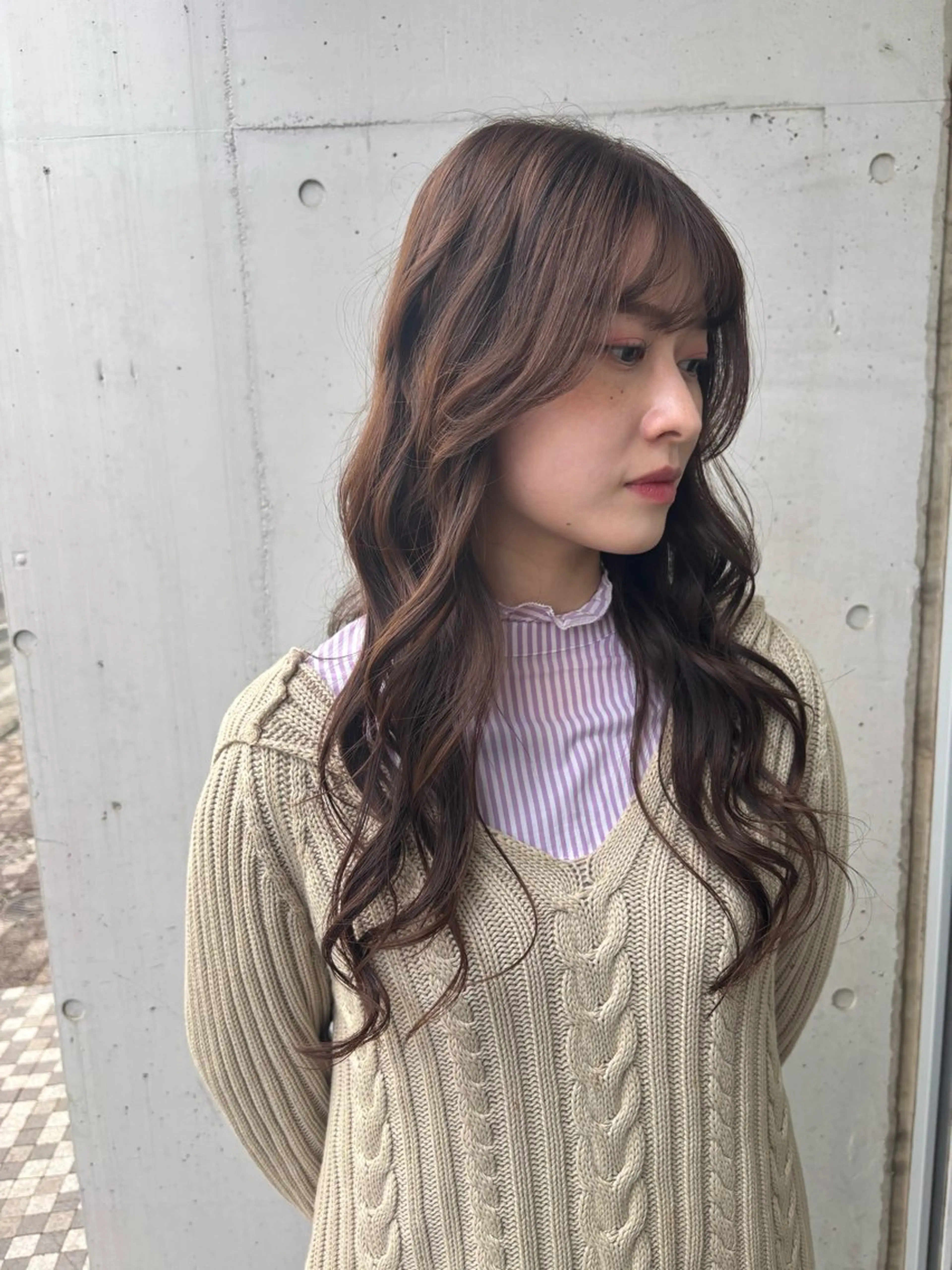 ロング 宇留間 涼香のヘアスタイル