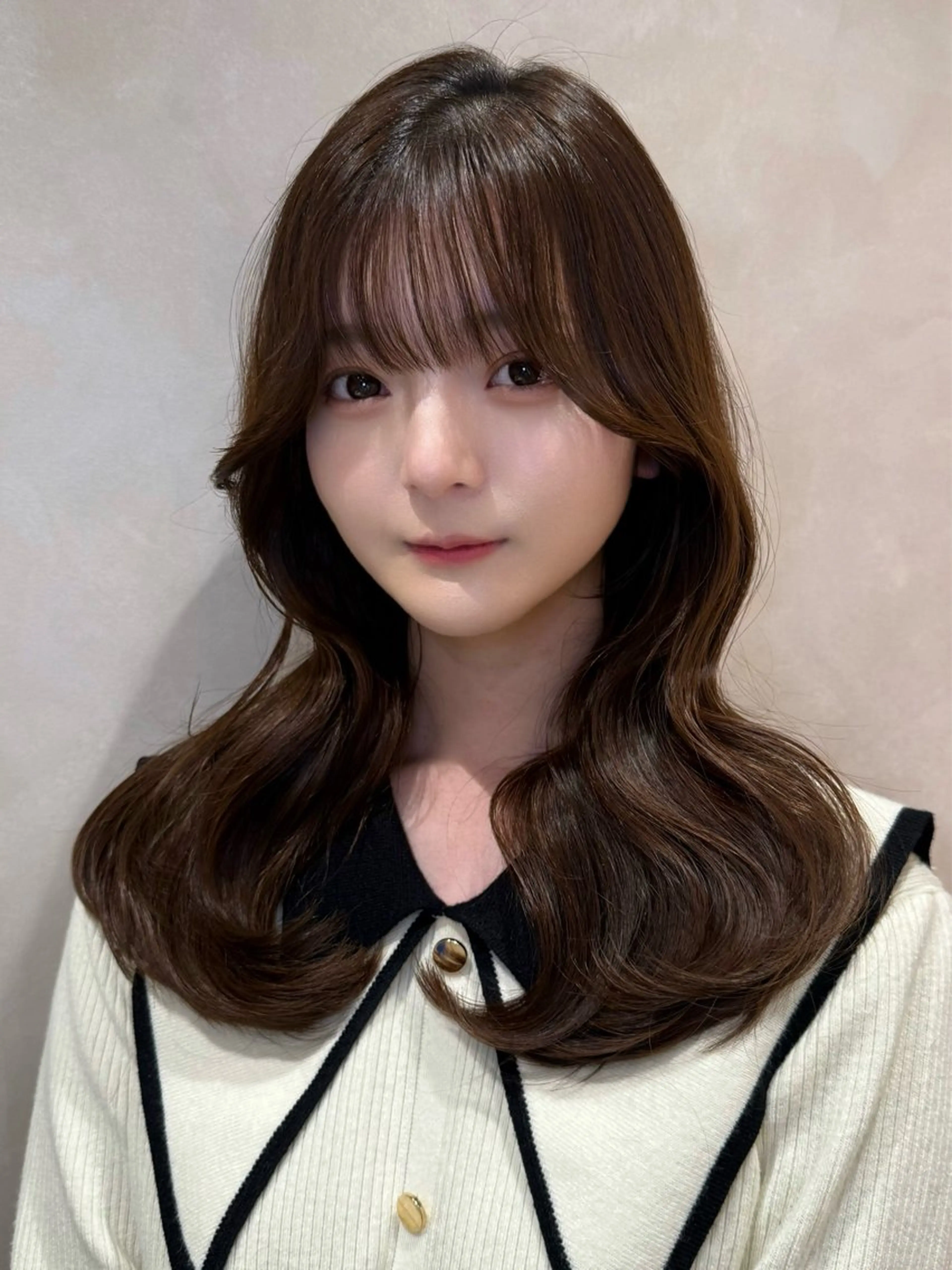 ロング 顔周りカット ヨシンモリ 韓国風ヘア レイヤーカット シースルーバング カット ヘアカラー トリートメント 韓国ヘア/レイヤー/ 前髪/髪質改善/石川のヘアスタイル