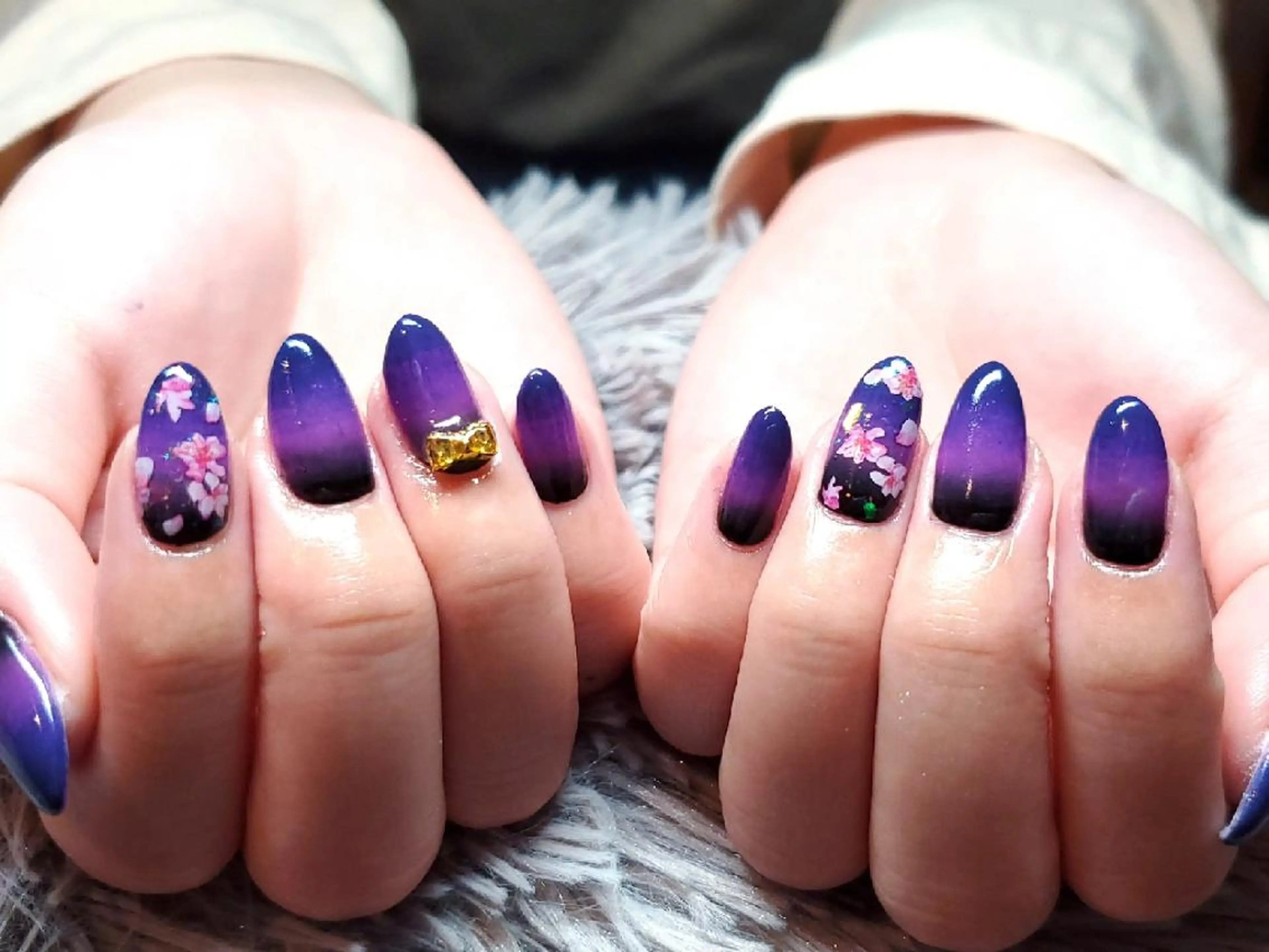 ネイル アートネイル ジェルネイル グラデーション おで@ oderi_nailのネイルデザイン