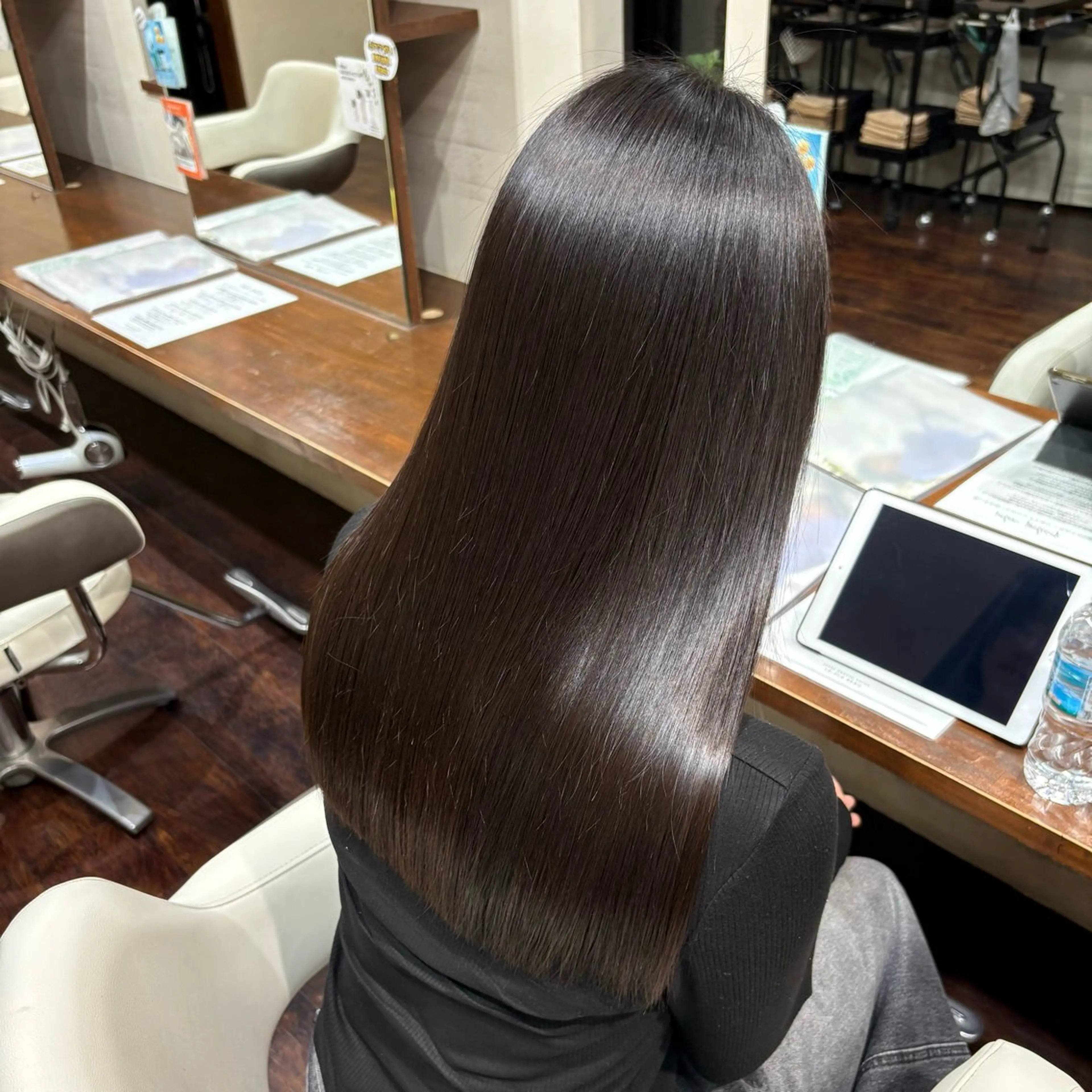 ✨さら艶美髪セット✨✂️カット➕酸性ストレート➕髪質改善トリートメント🫧の写真