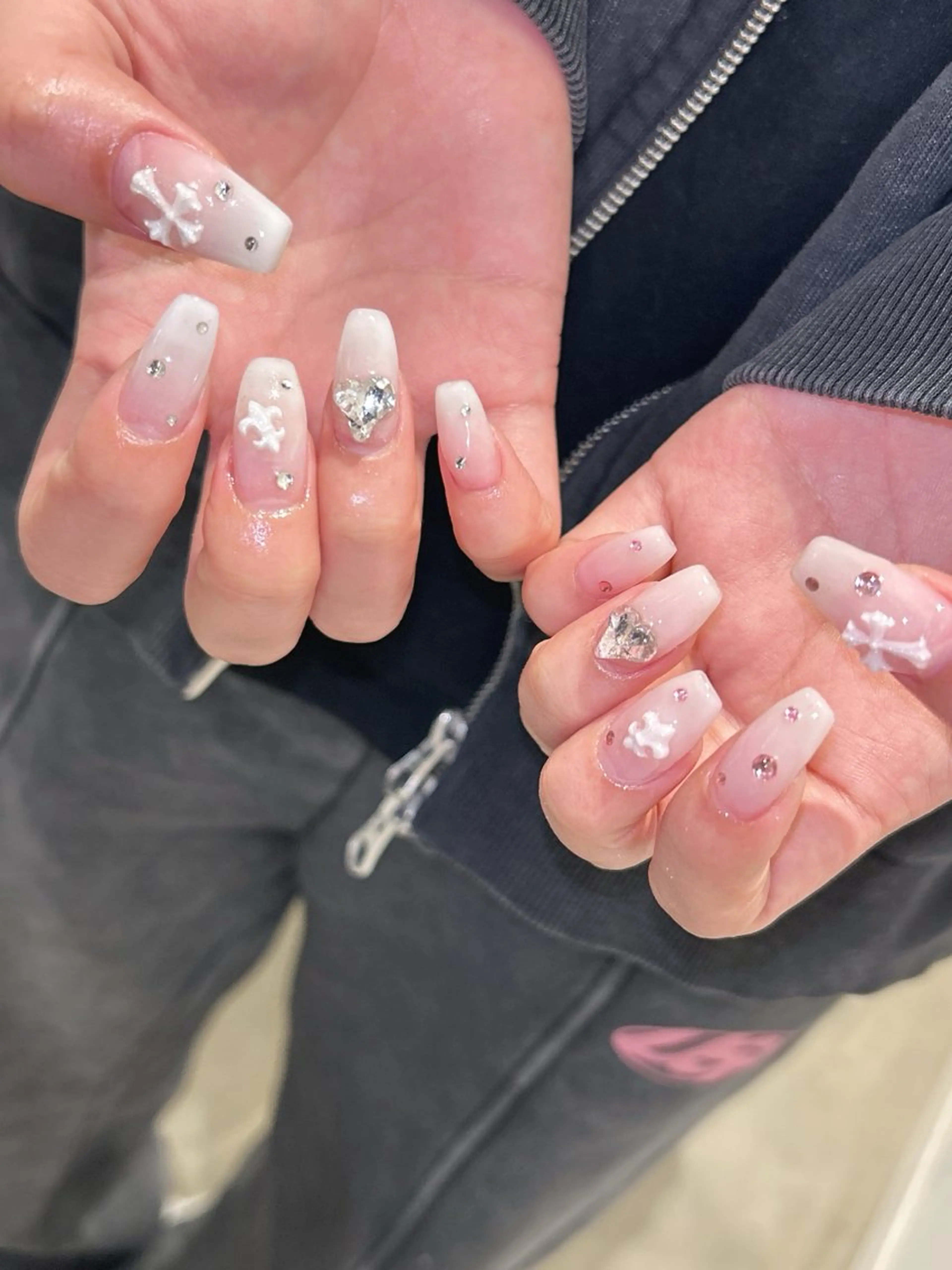 ネイル ハンドネイル tote. sumileのネイルデザイン