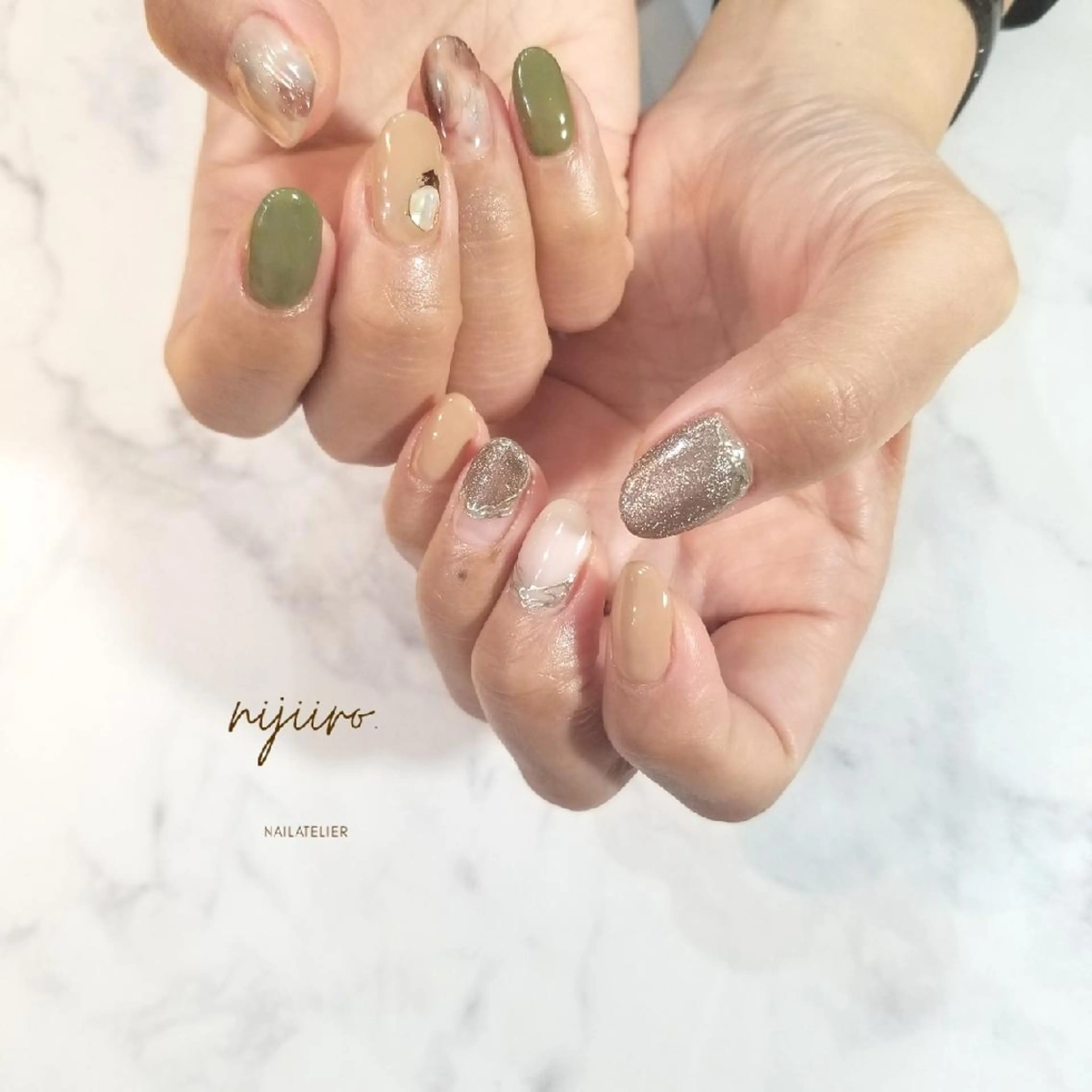 ネイル ハンドネイル nijiiro🌈 サトウのネイルデザイン