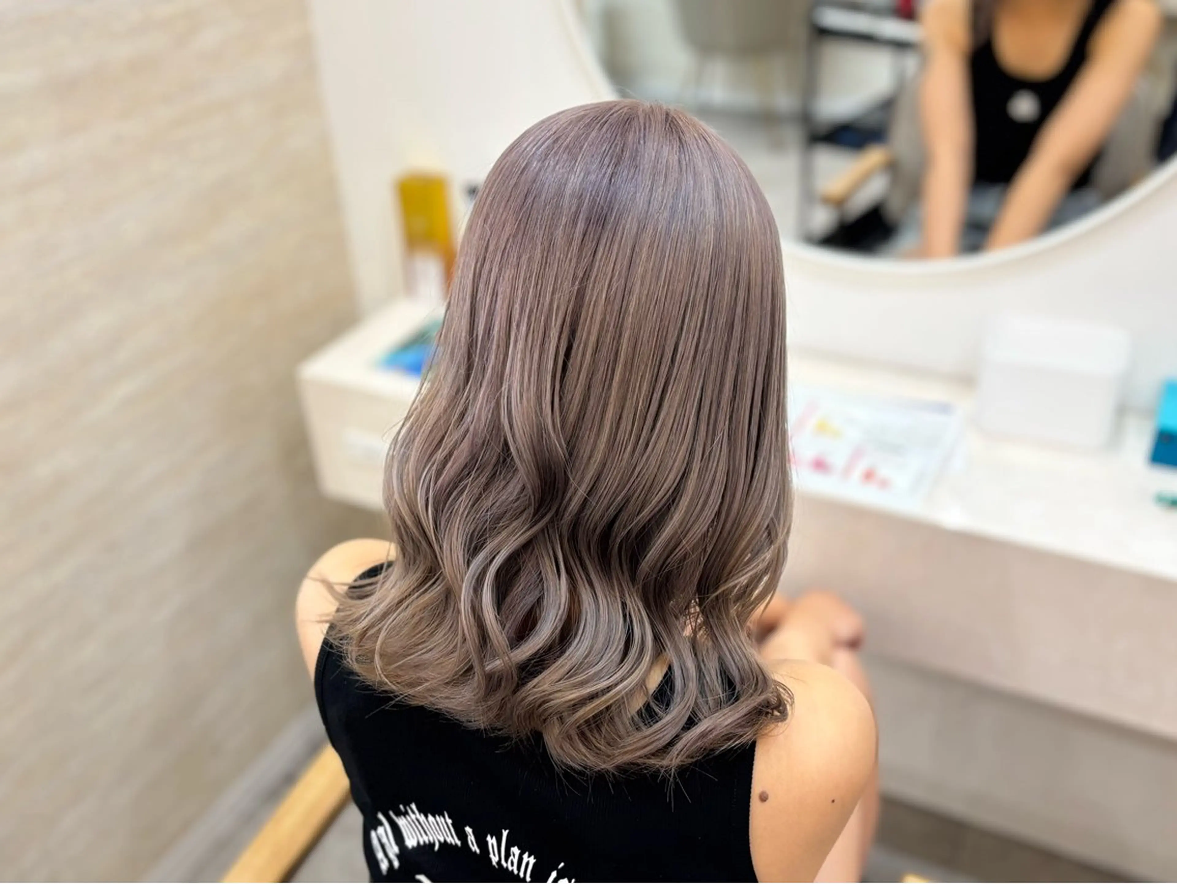 セミロング ヘアカラー トリートメント NANA🍊/熊谷 /縮毛矯正/髪質改善のヘアスタイル