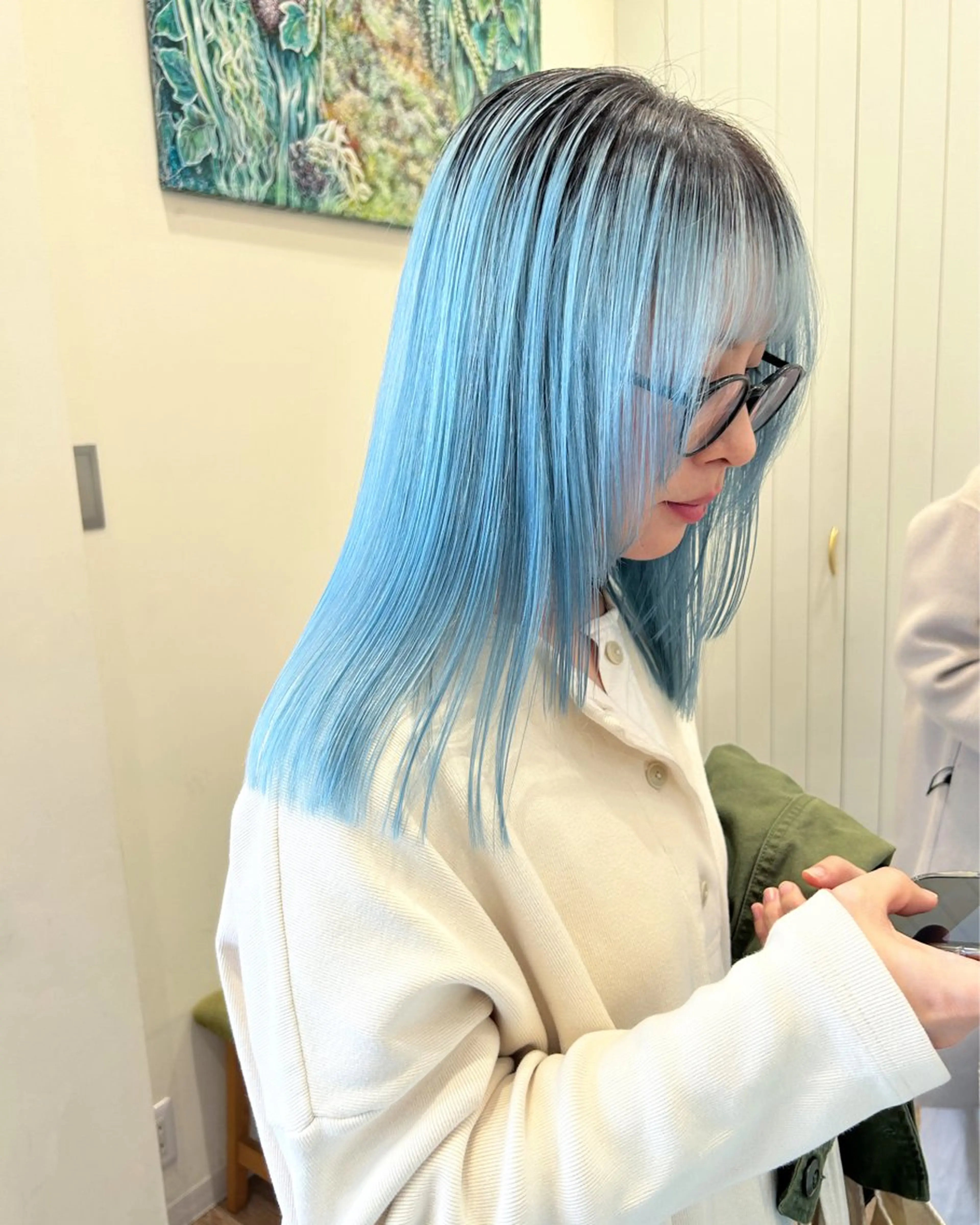 ミディアム カラー ヘアカラー トリートメント ケアブリーチ 坪井佑樹のヘアスタイル