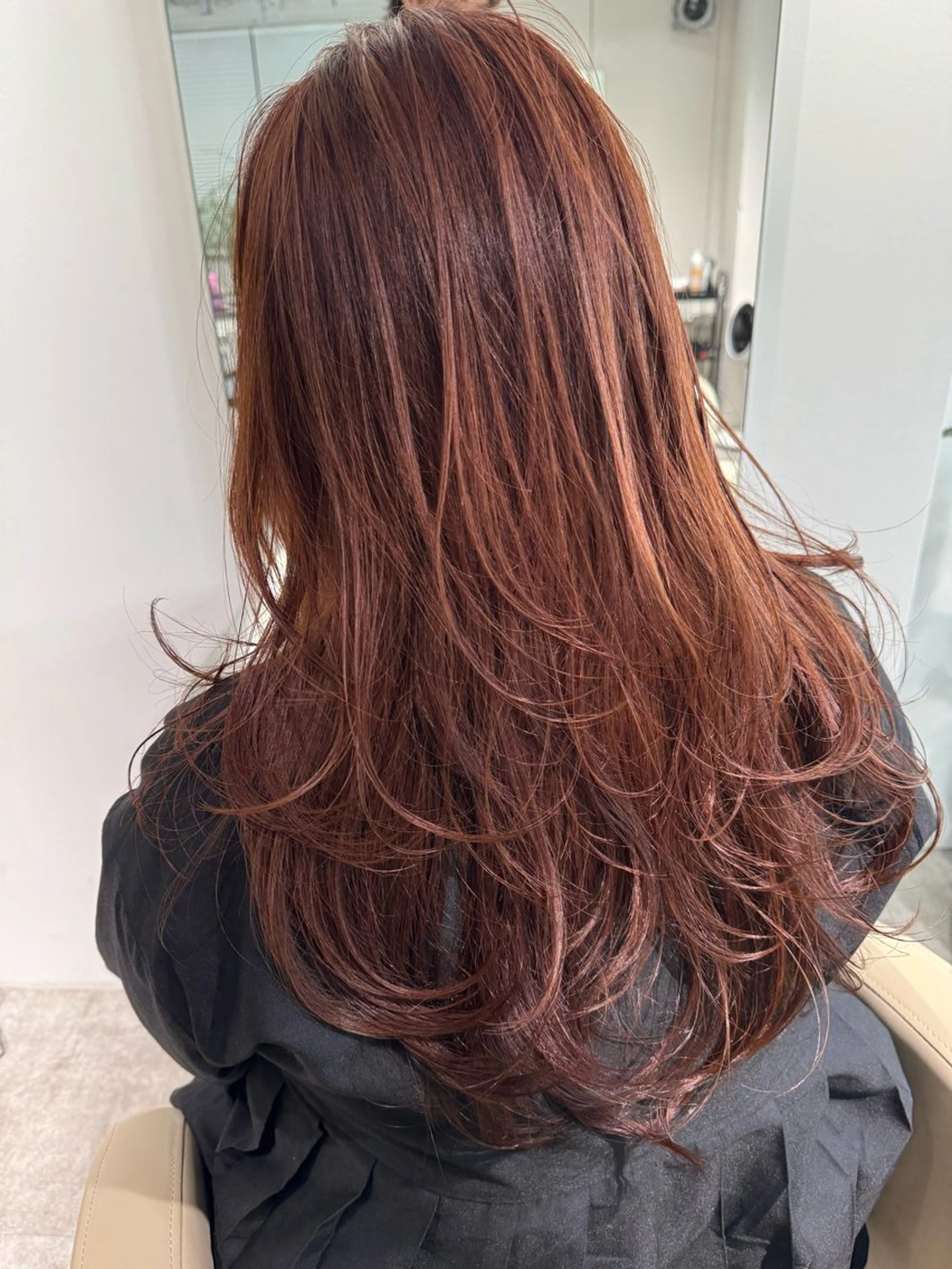 ロング カラー ハッシュカット レイヤーカット reverie【レヴリー】所属・夜23時まで予約🉑 reverieあきらのヘアスタイル