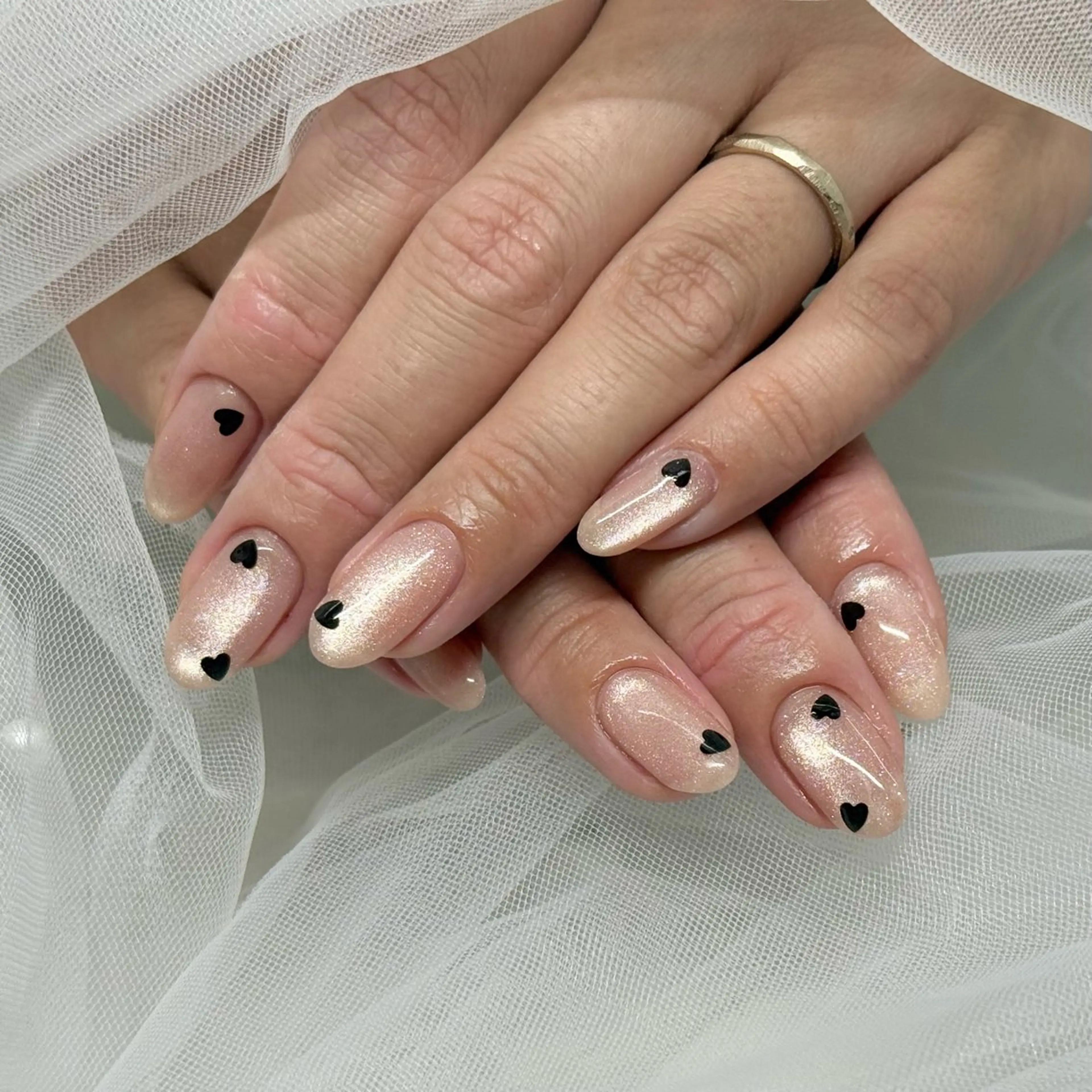 ネイル ハート ホログラムネイル マグネットネイル Regina Marinaのネイルデザイン