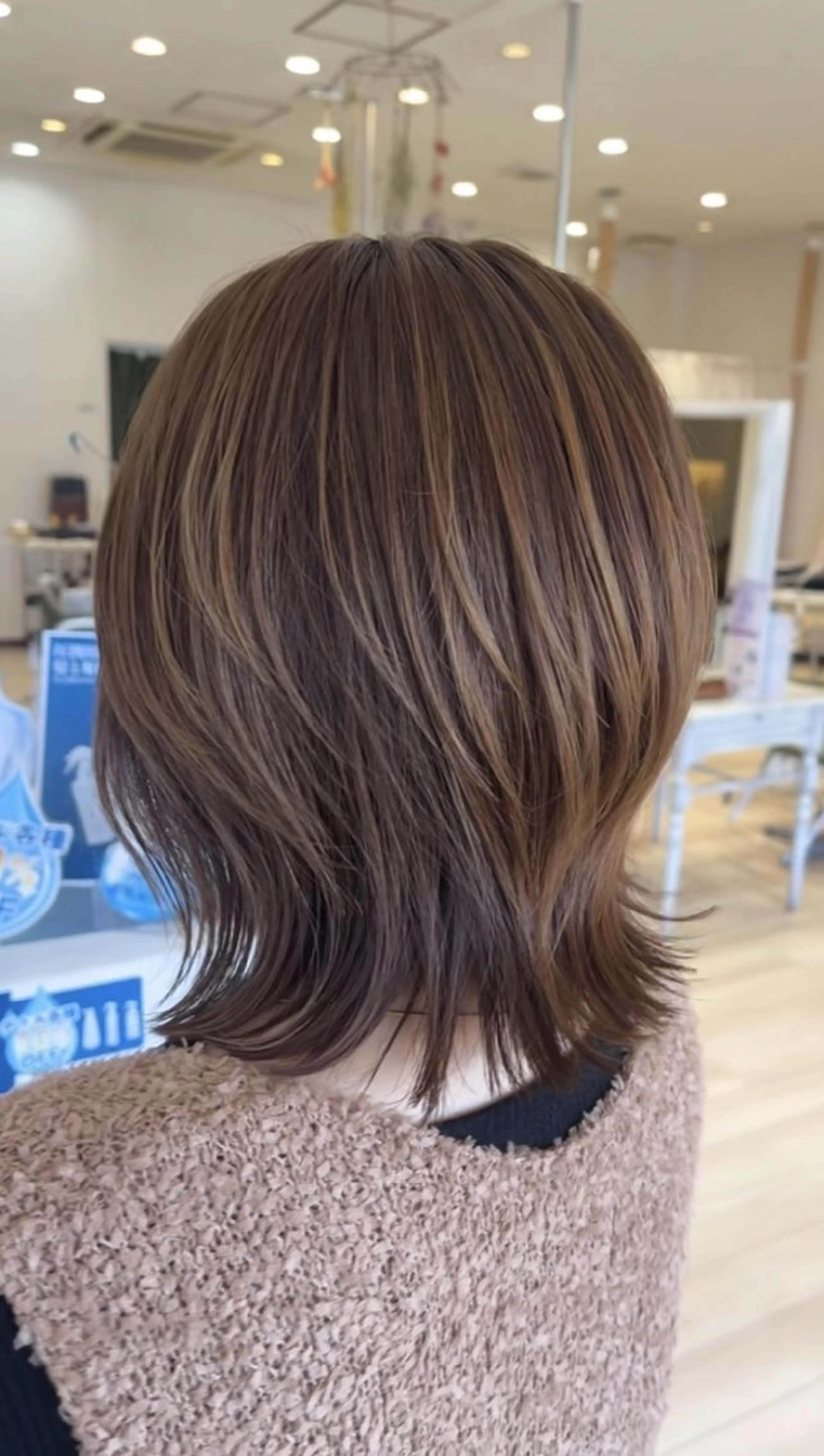 カラー メンズ ミディアム メンズブリーチ メンズハイライト ベージュカラー ブリーチ ブラウンカラー 深田 和瑛のヘアスタイル