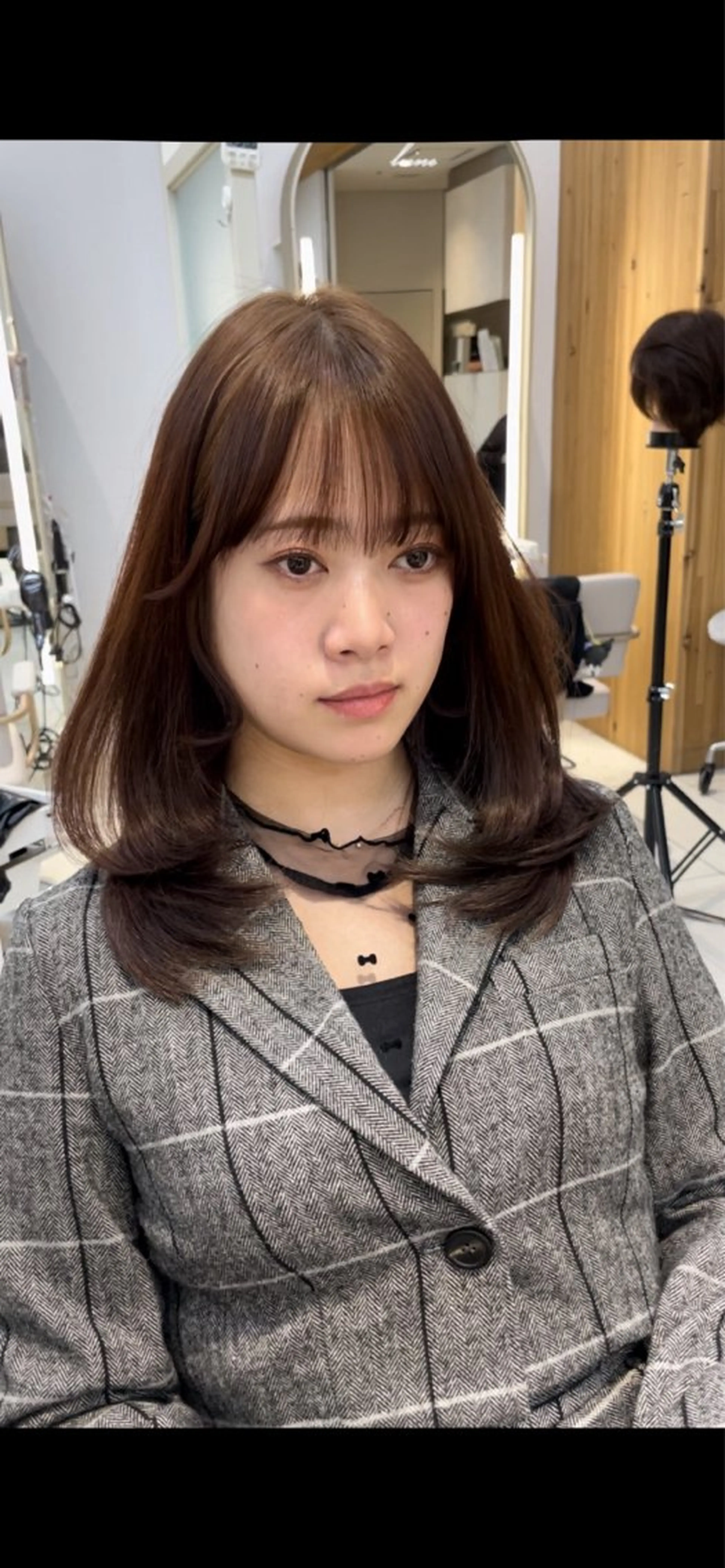 ミディアム レイヤー/顔周り /透明感/TAKUのヘアスタイル