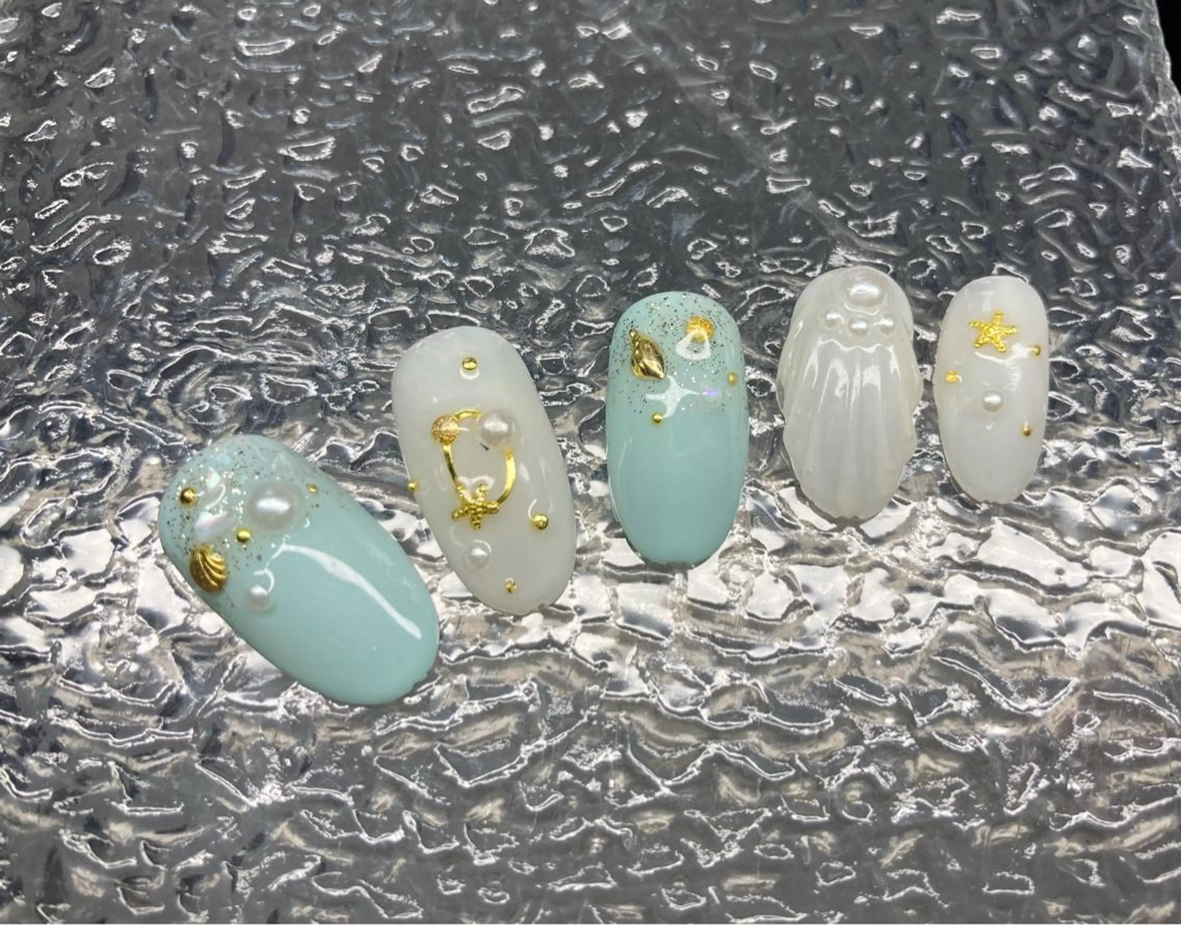 ネイル ewt miniのマツエク・マツパデザイン