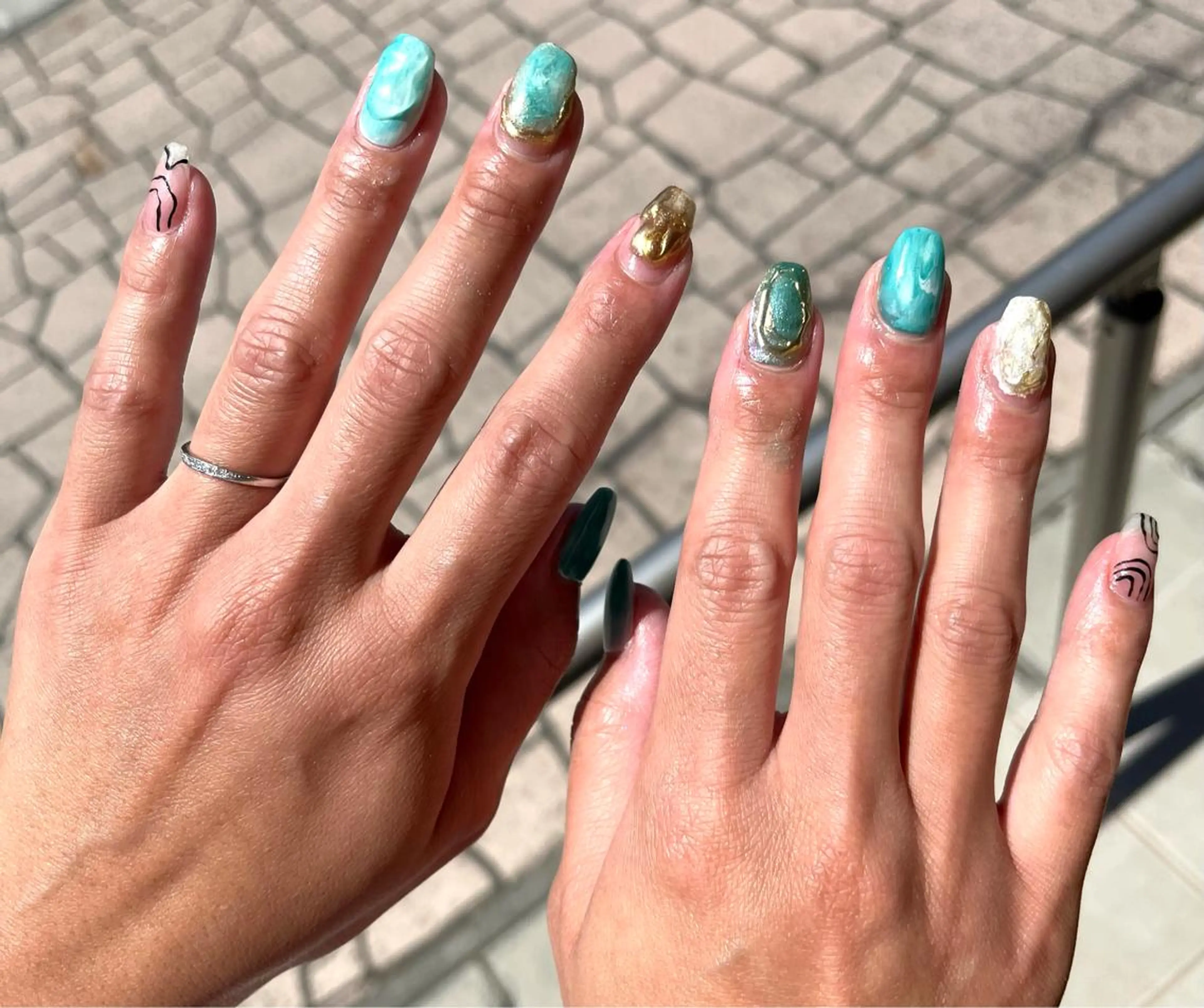 ショート カラー キッズ 2DY NAIL SALONのネイルデザイン