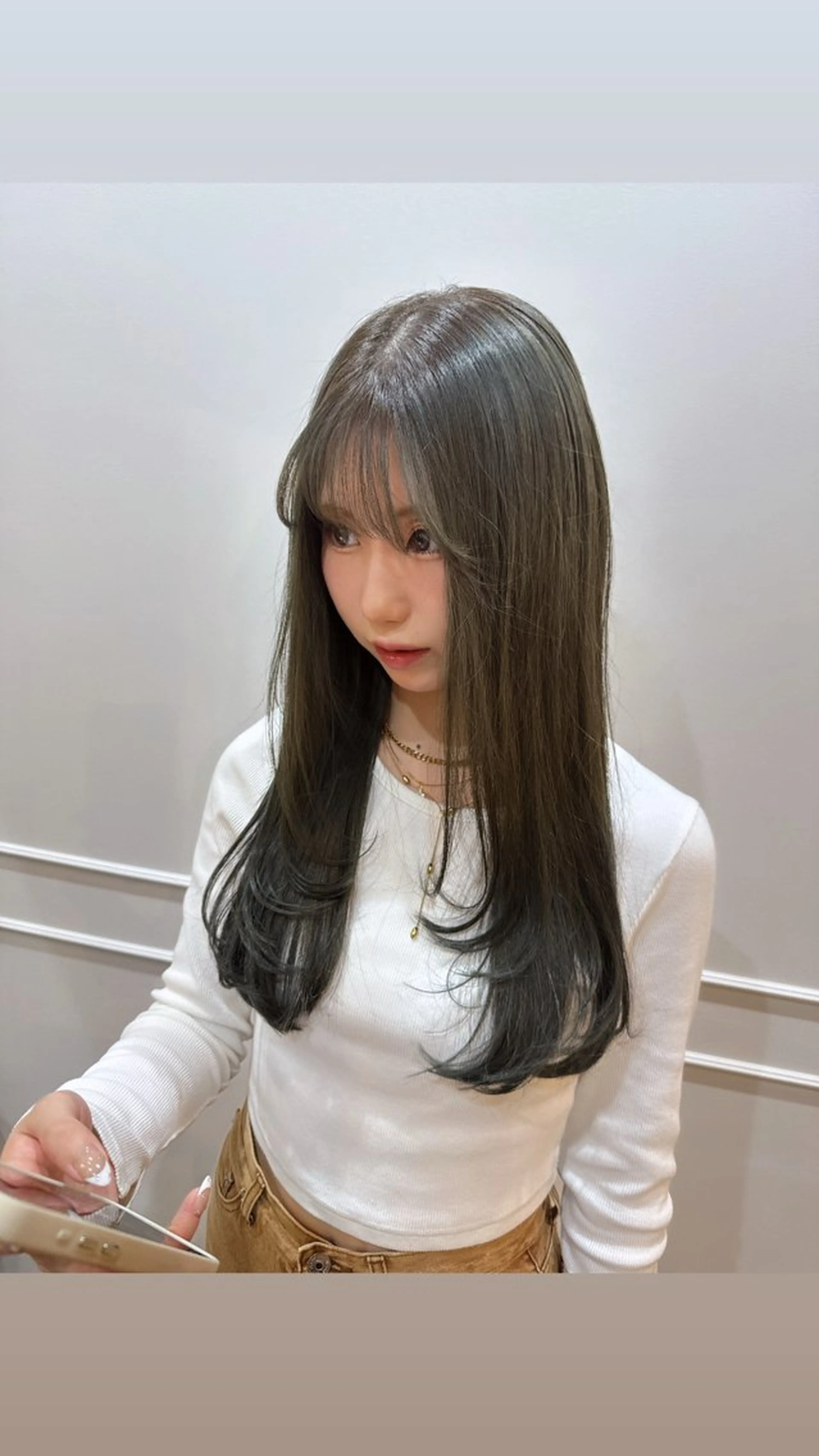 ロング カラー ブリーチ 透明感カラー ヘアカラー トリートメント houda marinのヘアスタイル