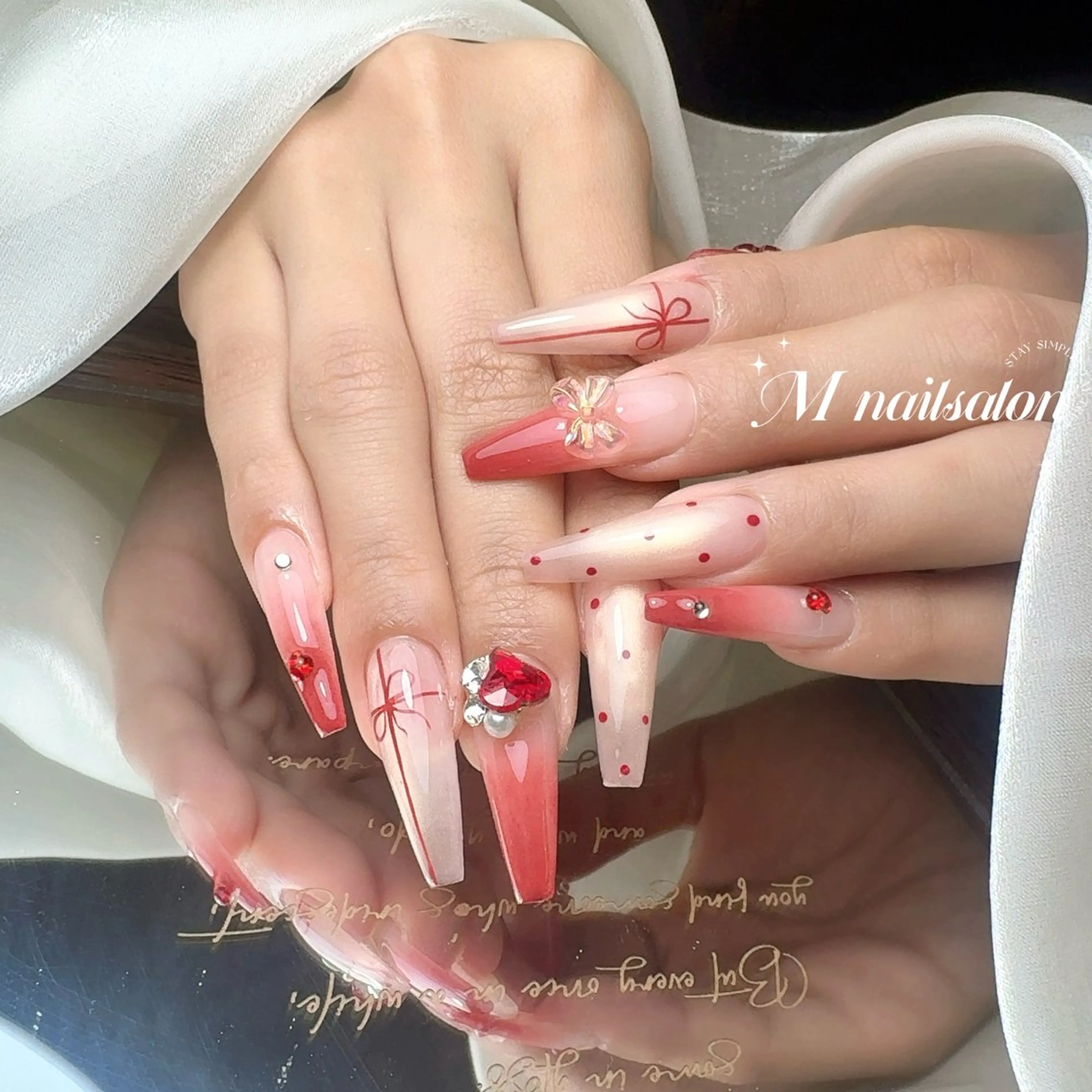 ネイル 🎀Ｍ nails✨ ビューティーのネイルデザイン