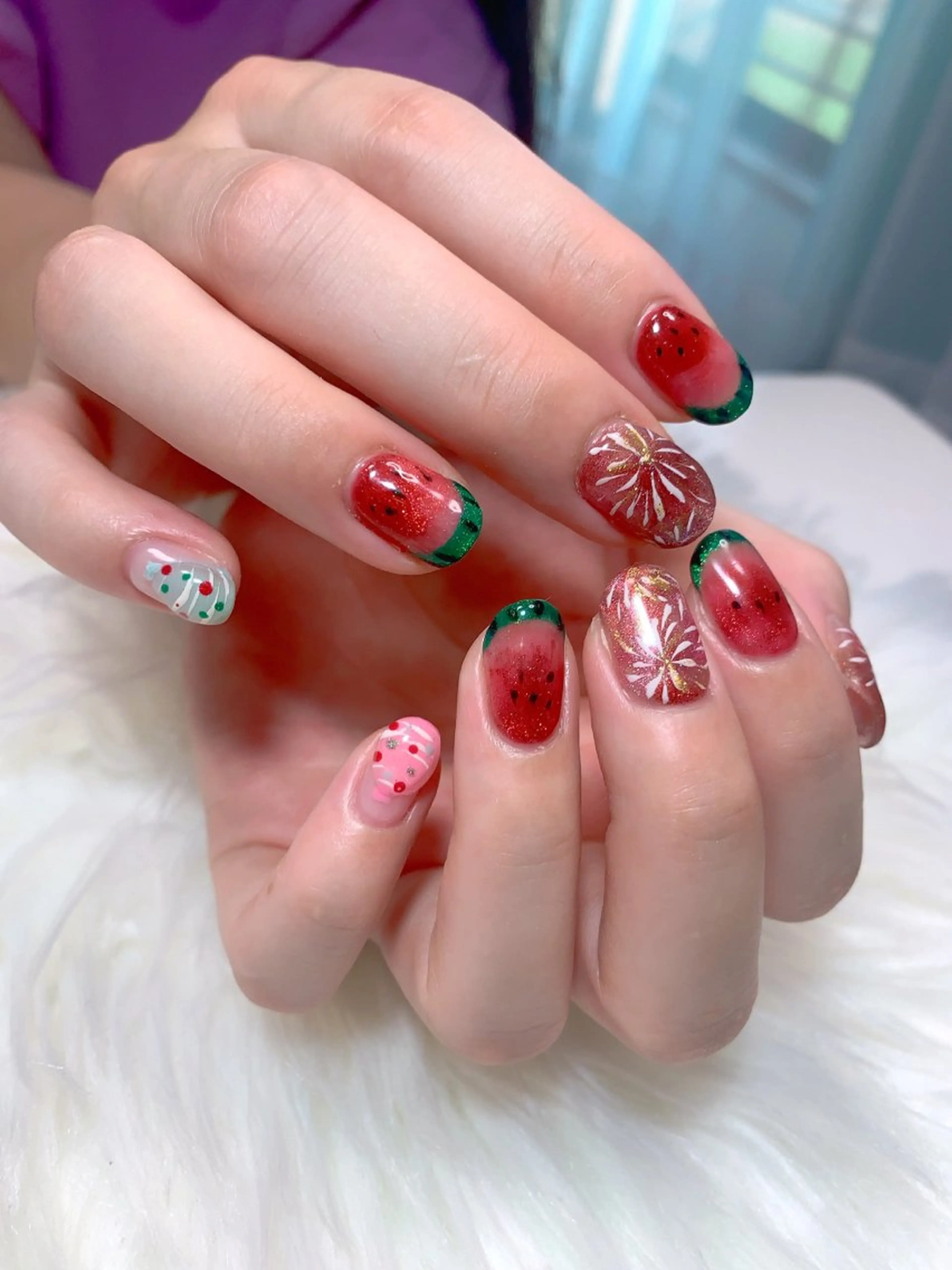 ネイル 高島 夏海のネイルデザイン