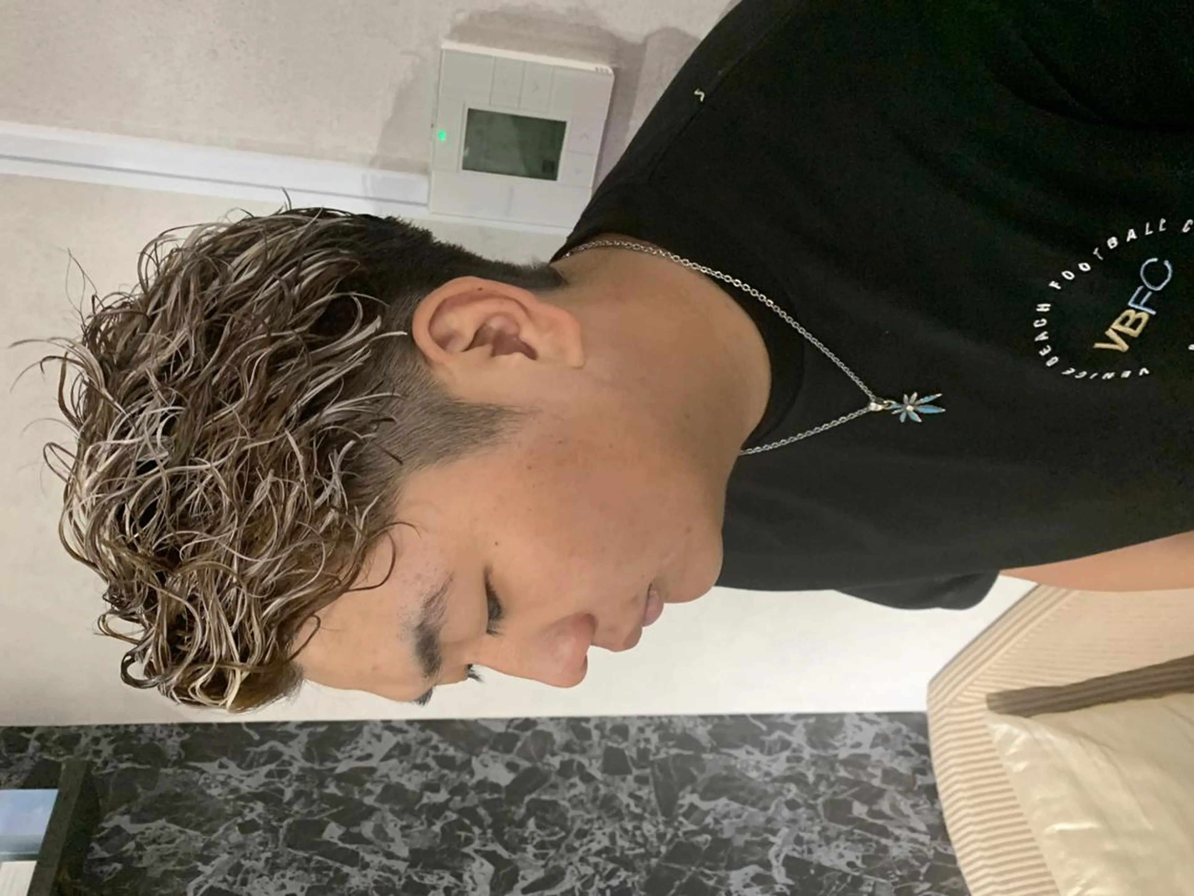 ロング カラー ヘアカラー トリートメント ハイライトカラーなら 川嶋宏旭 栄 矢場町のヘアスタイル