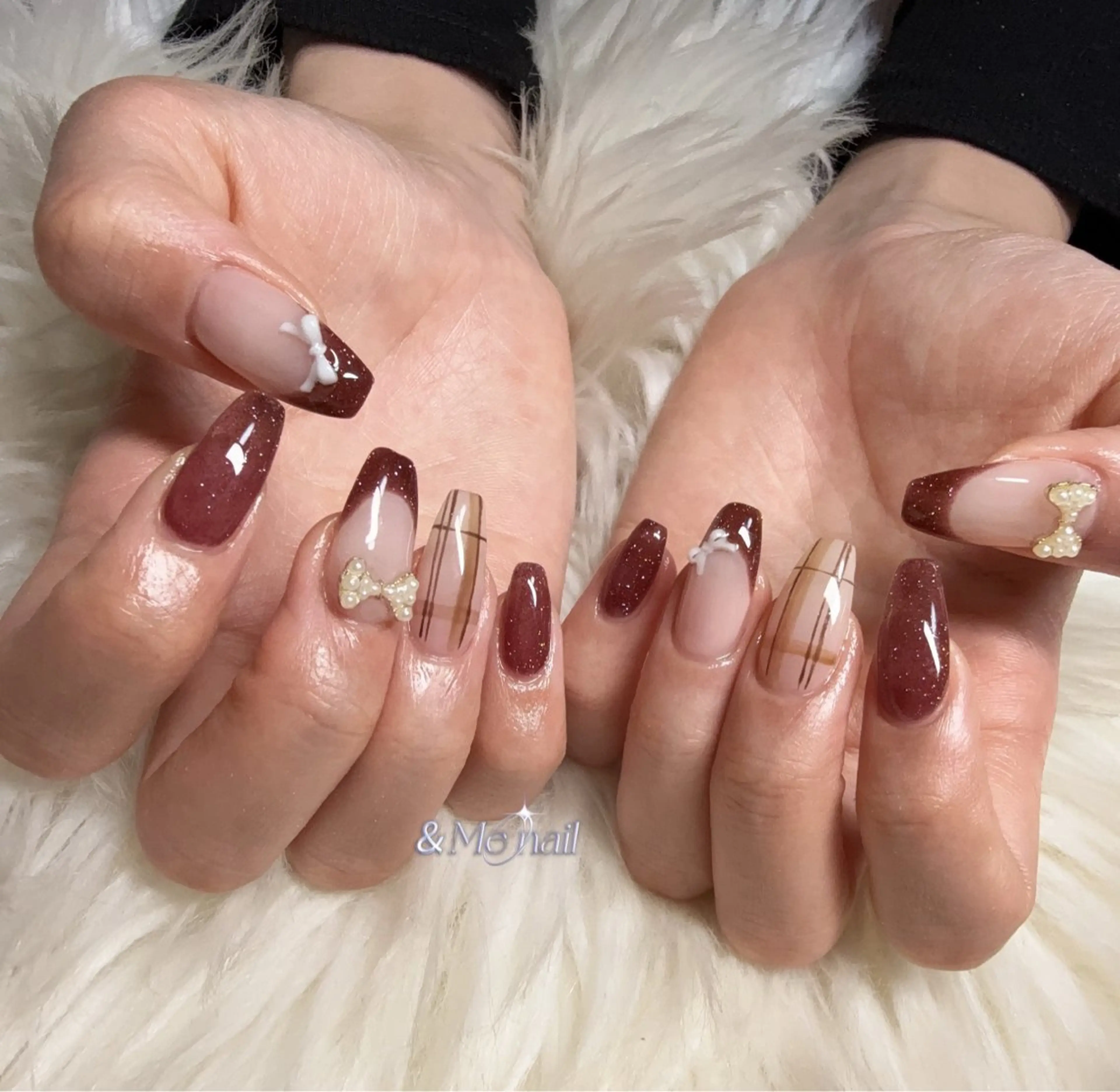 ネイル ハンドネイル &ME ネイルサロンのネイルデザイン