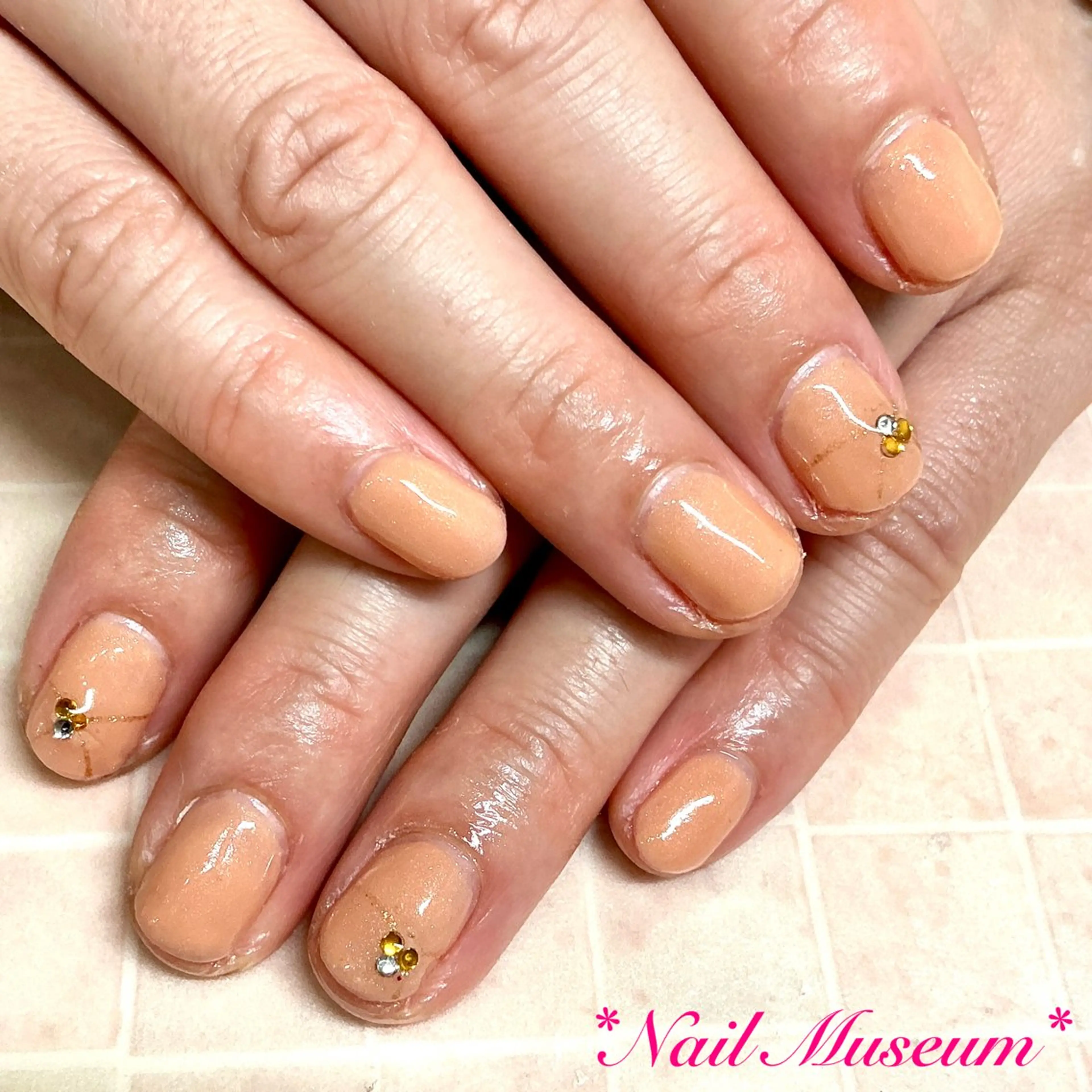 ハンド 【オフ有 】🌸春のシンプルデザイン🌸カラー変更可◎の写真