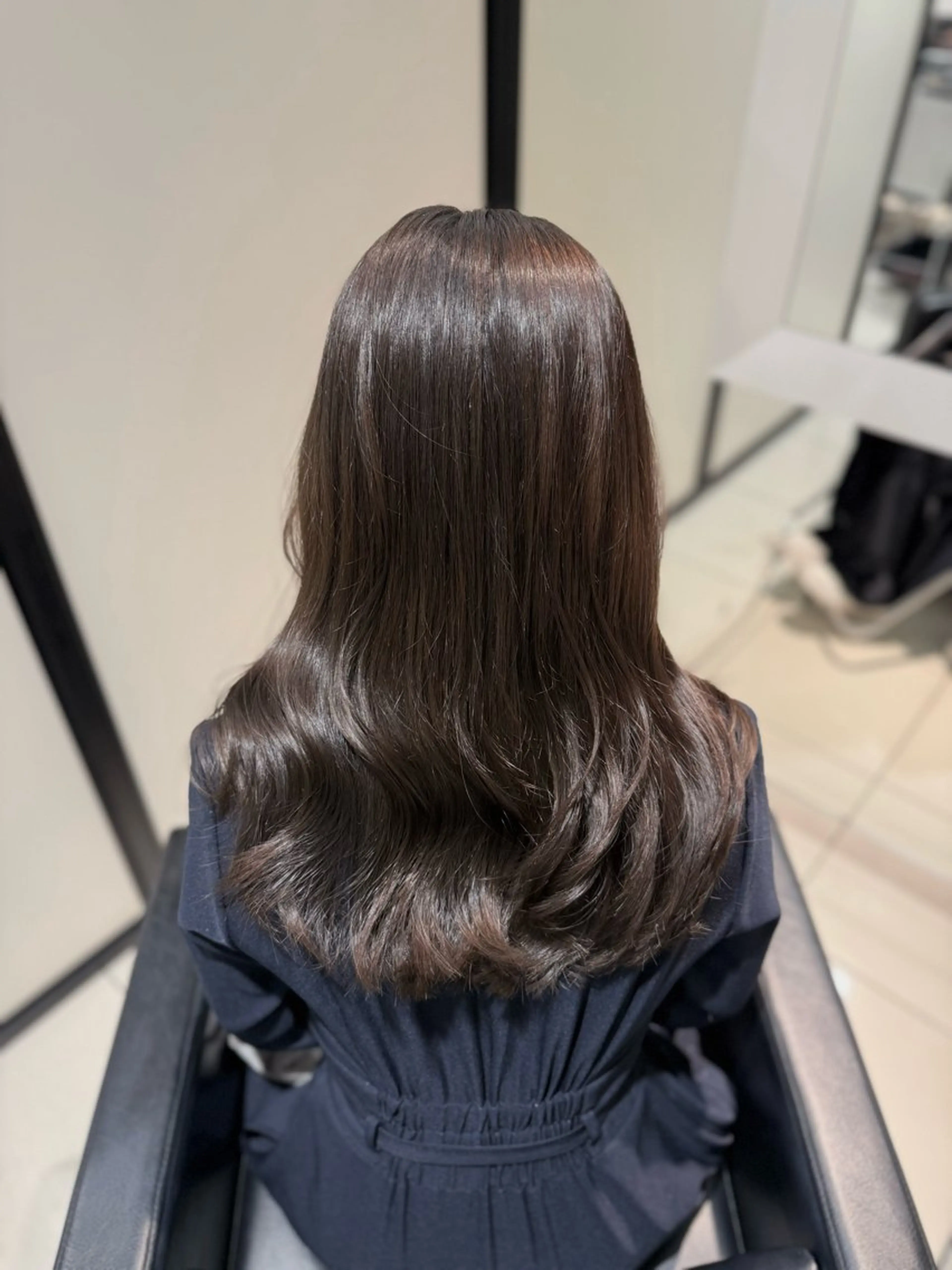 セミロング カラー アッシュ アッシュグレー アッシュグレージュ グレージュ カット ヘアカラー トリートメント グレージュ/レイヤー /韓国ヘア/RISAのヘアスタイル