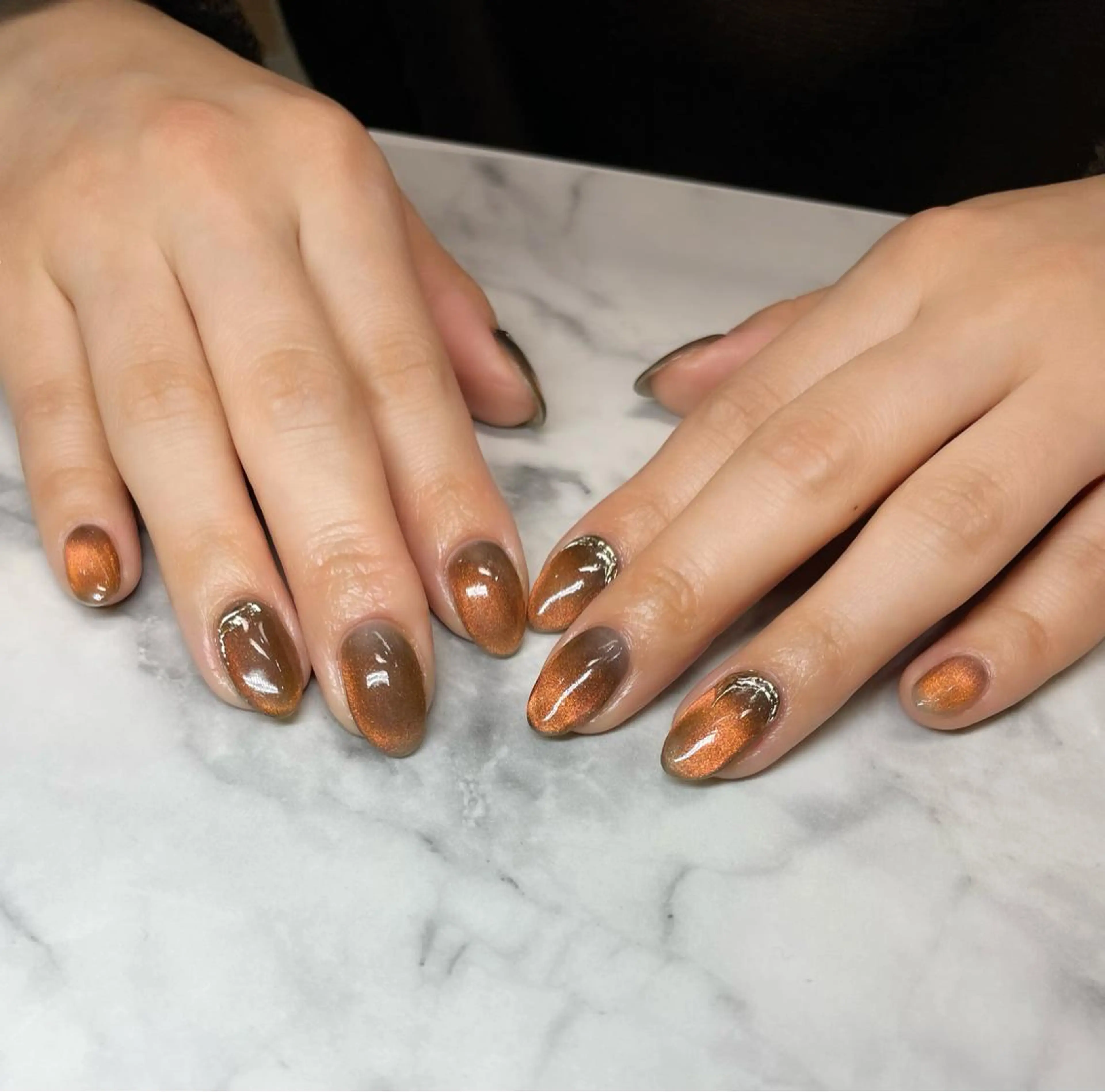 ネイル マグネットネイル with hues AYAのネイルデザイン