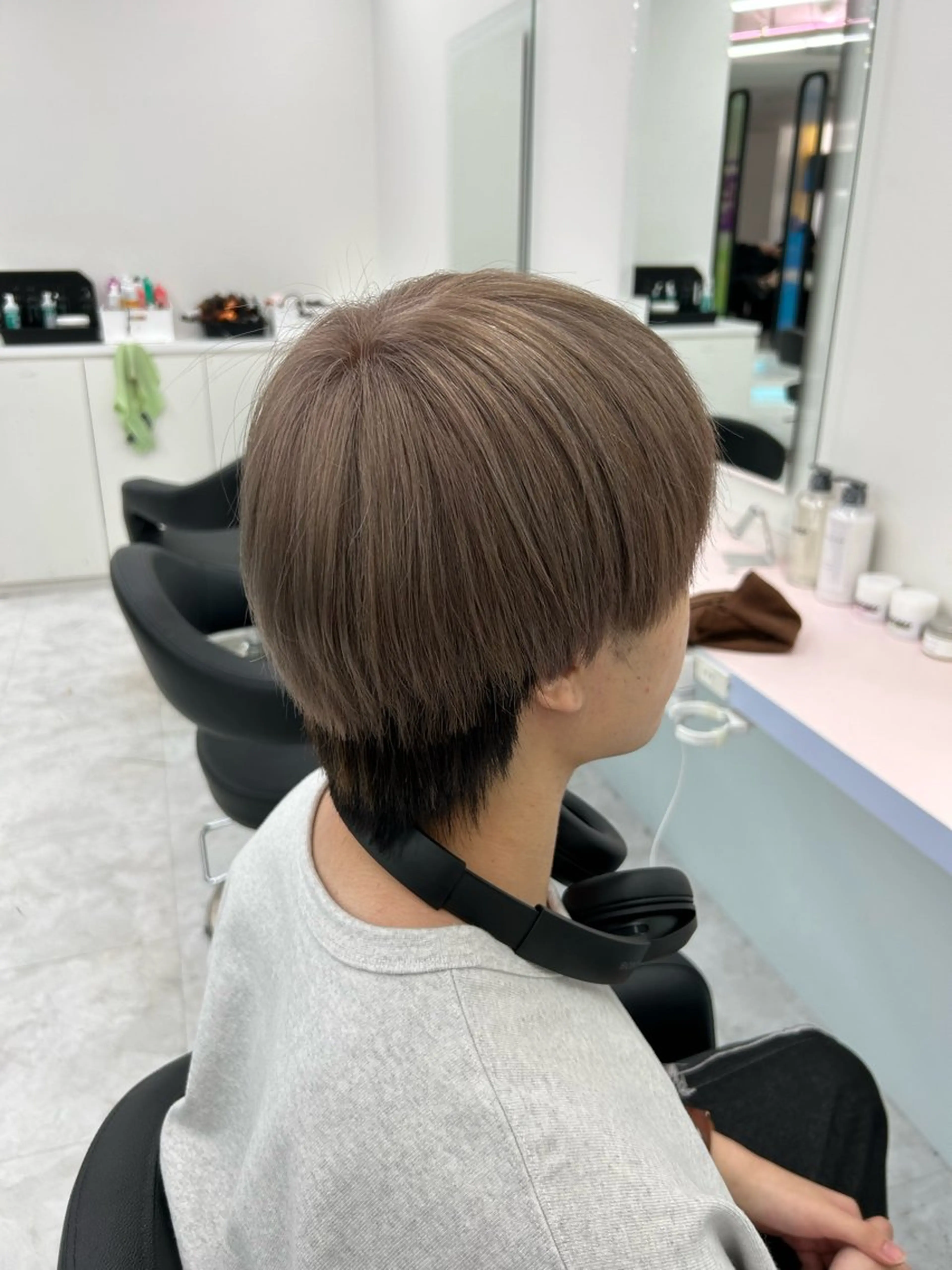 カラー メンズ メンズブリーチ ベージュカラー ブリーチ ミルクティーベージュ ブリーチなしの達人 🌈KAITOのヘアスタイル