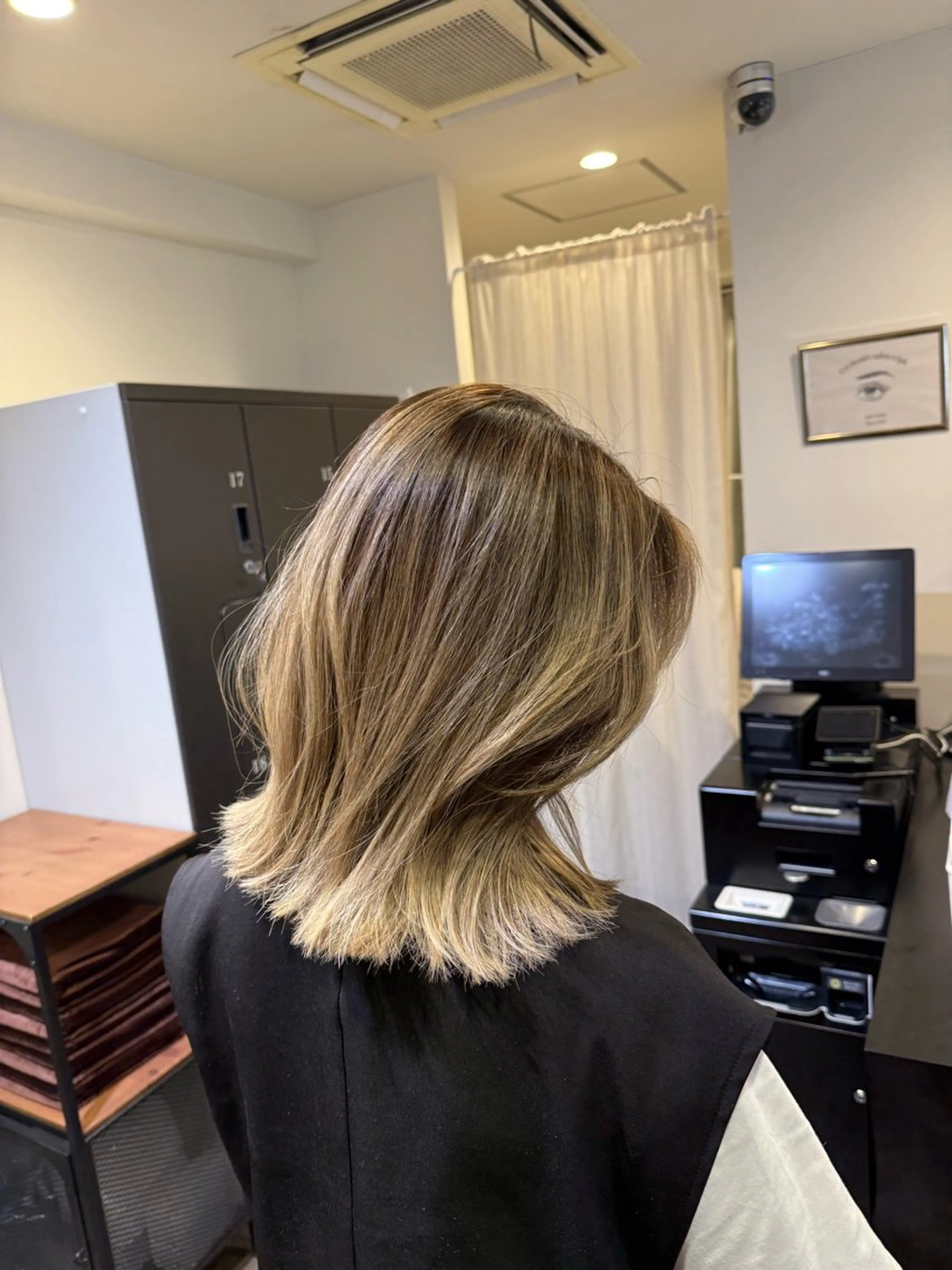 🦋ミニモ限定🦋全頭ブリーチ＋3step TR(プレミアムオイルカラー剤)の写真