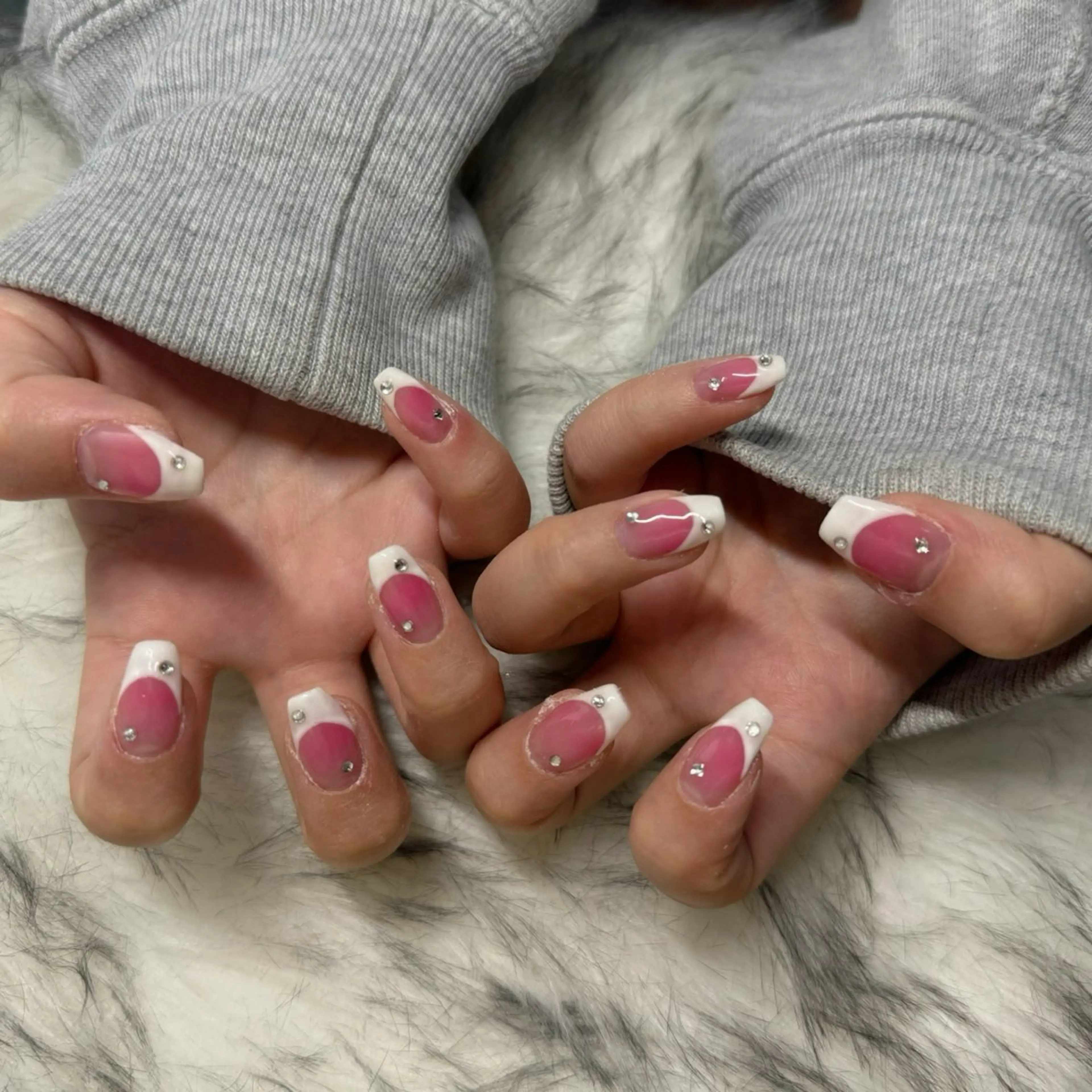 ミディアム ハンドネイル mao .のネイルデザイン