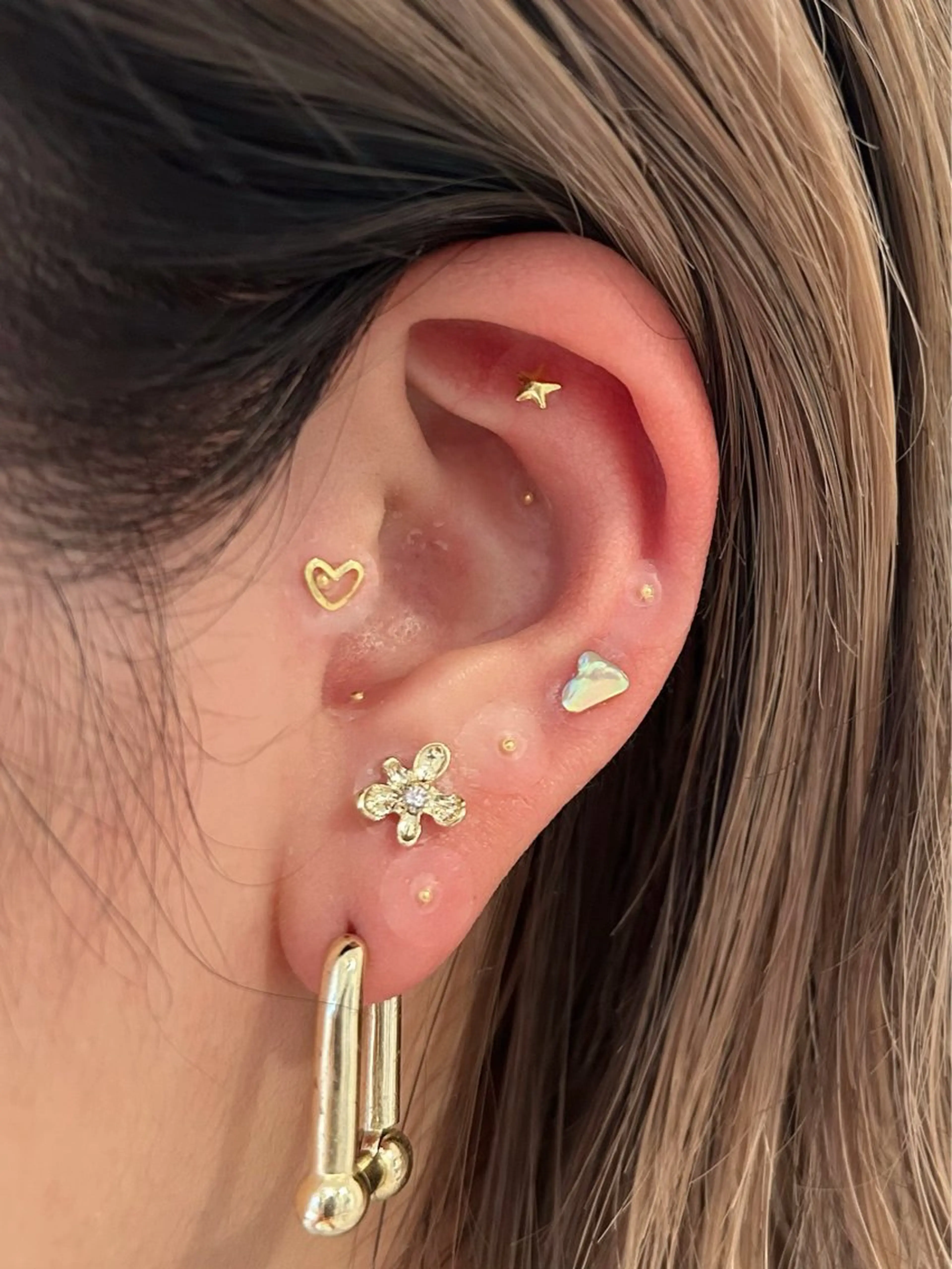 その他 salut momokoの眉毛・アイブロウイメージ