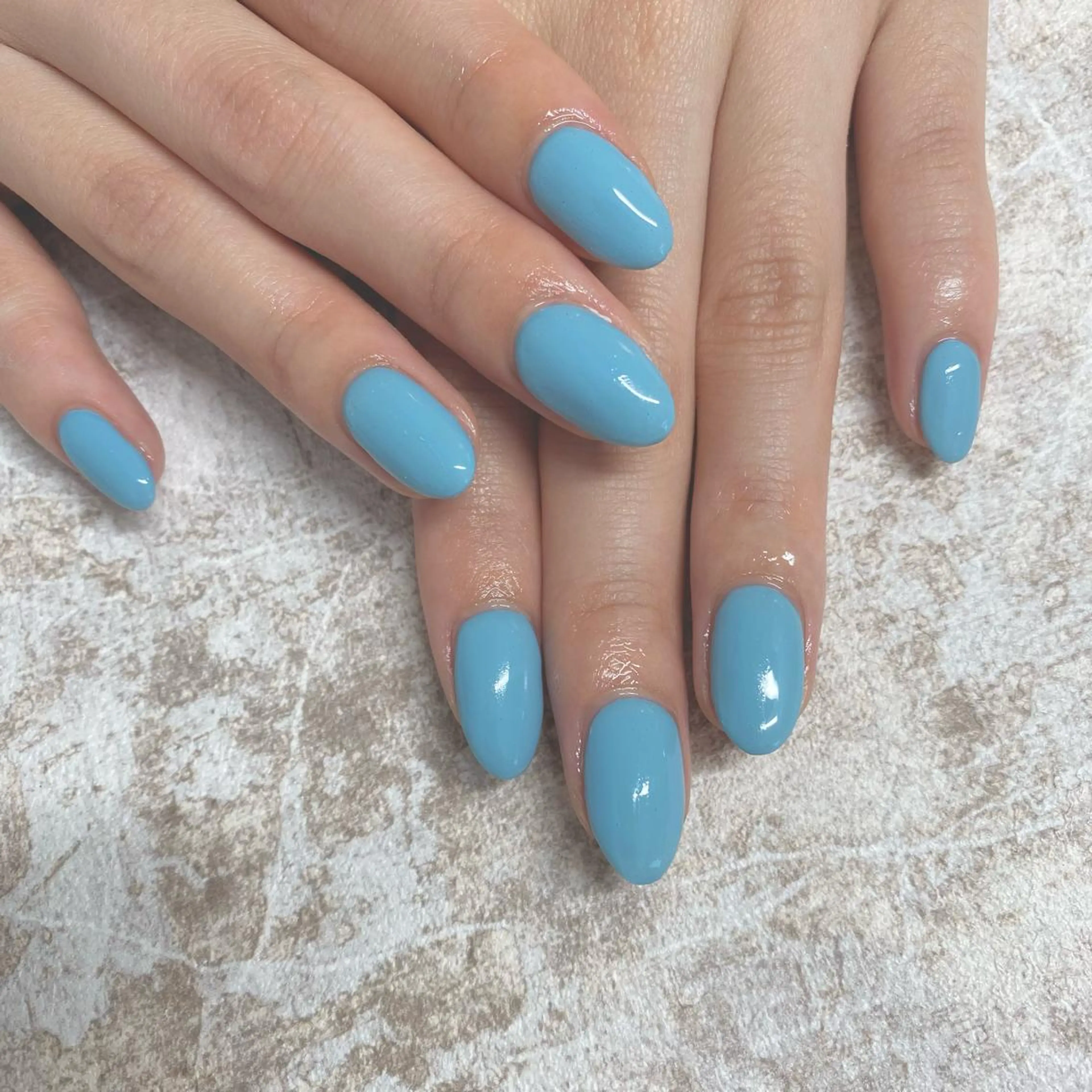 「オフ込み」ワンカラー😋😋ハンドの写真