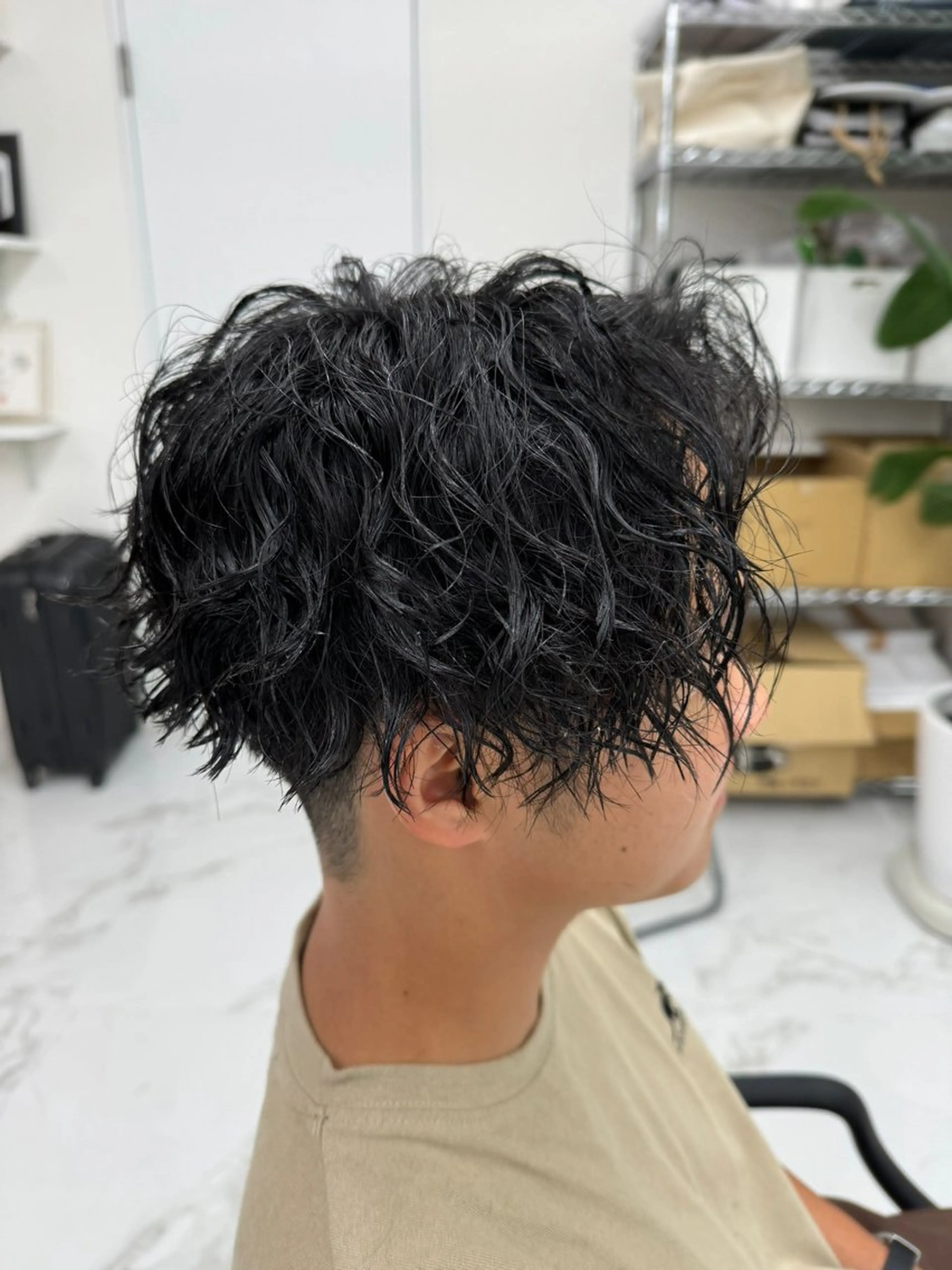 パーマ メンズ センターパート フェードカット マッシュ メンズパーマ メンズツイストパーマ カット パーマ パーマ／京都駅 ／メンズ/藤井　翔のヘアスタイル