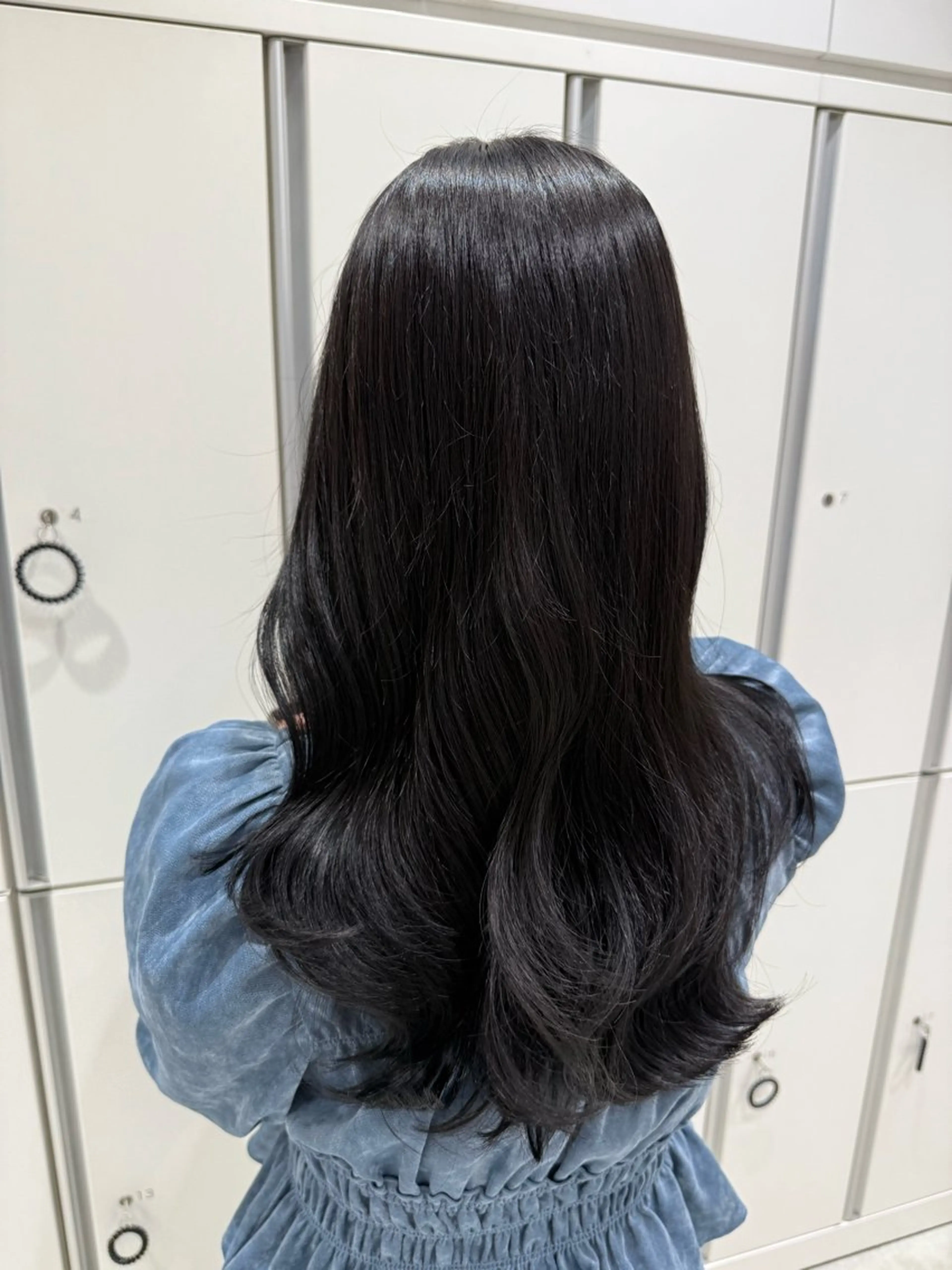 ロング 内田 涼風のヘアスタイル