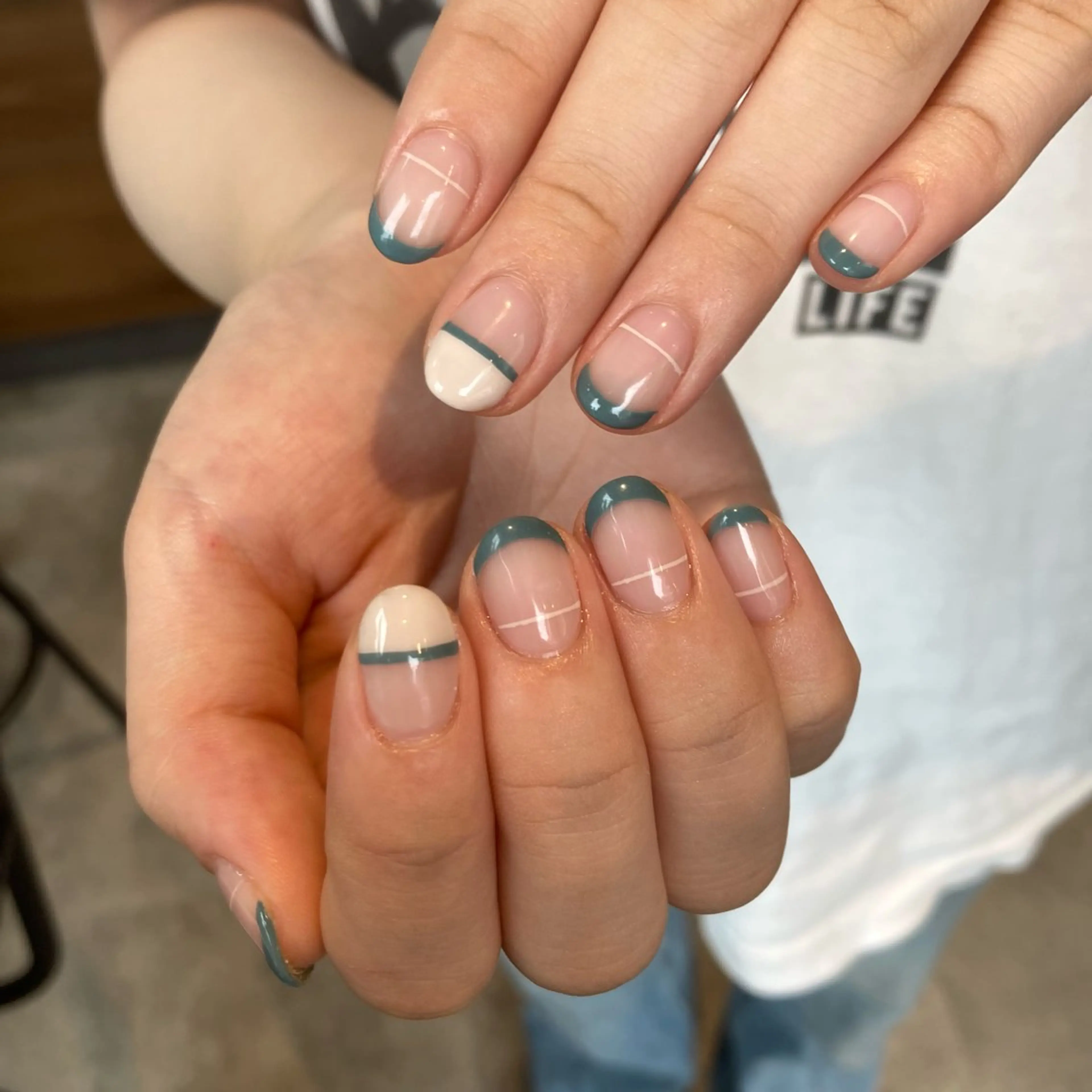 ネイル ハンドネイル shio ♡ 24日空きありのネイルデザイン