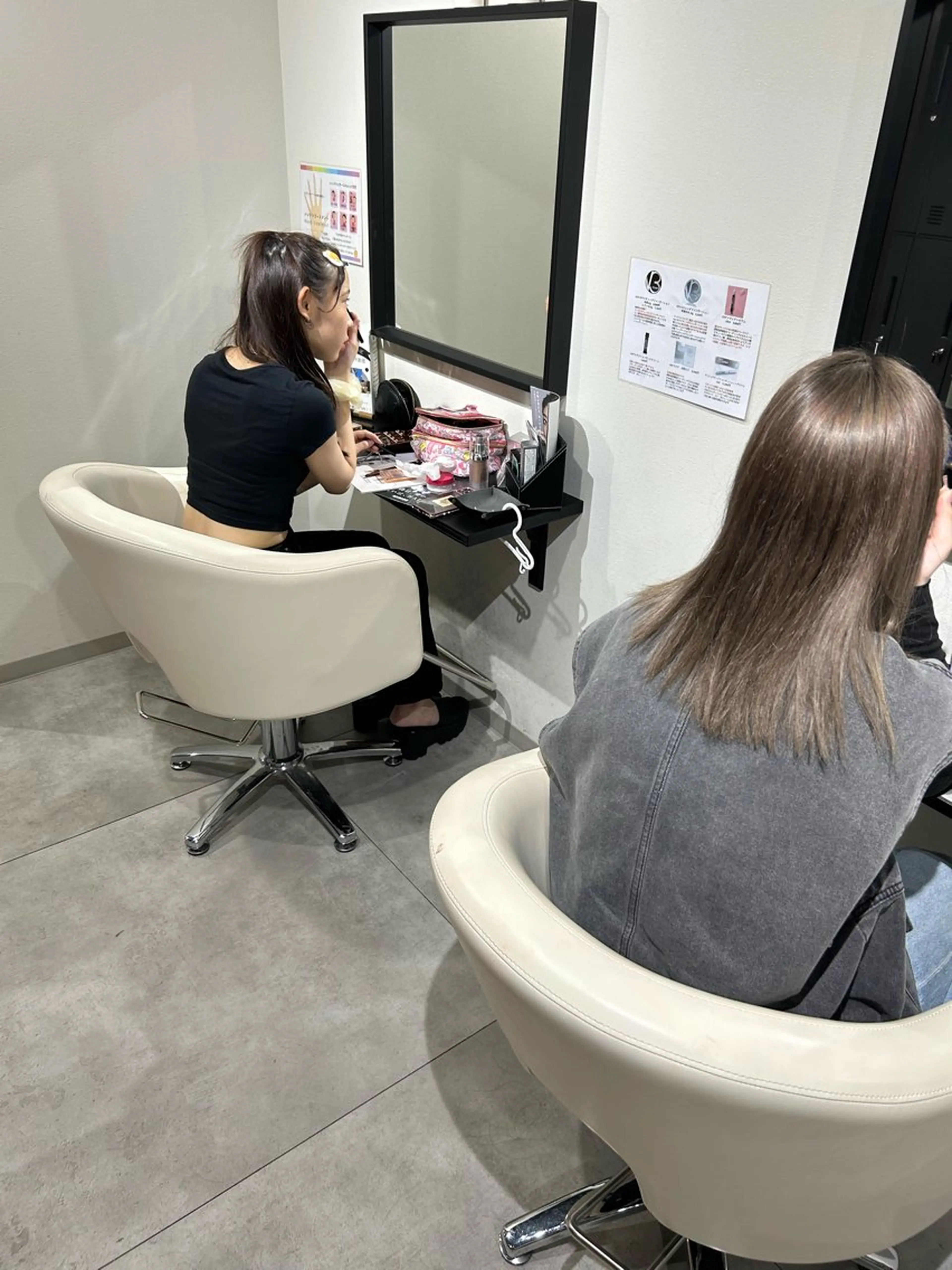 ペア診断🉐【パーソナルカラー+顔タイプ診断+メイク】結果だけでなく実践して確認を⭐️自宅でも出来るメイクレッスン🎵の写真