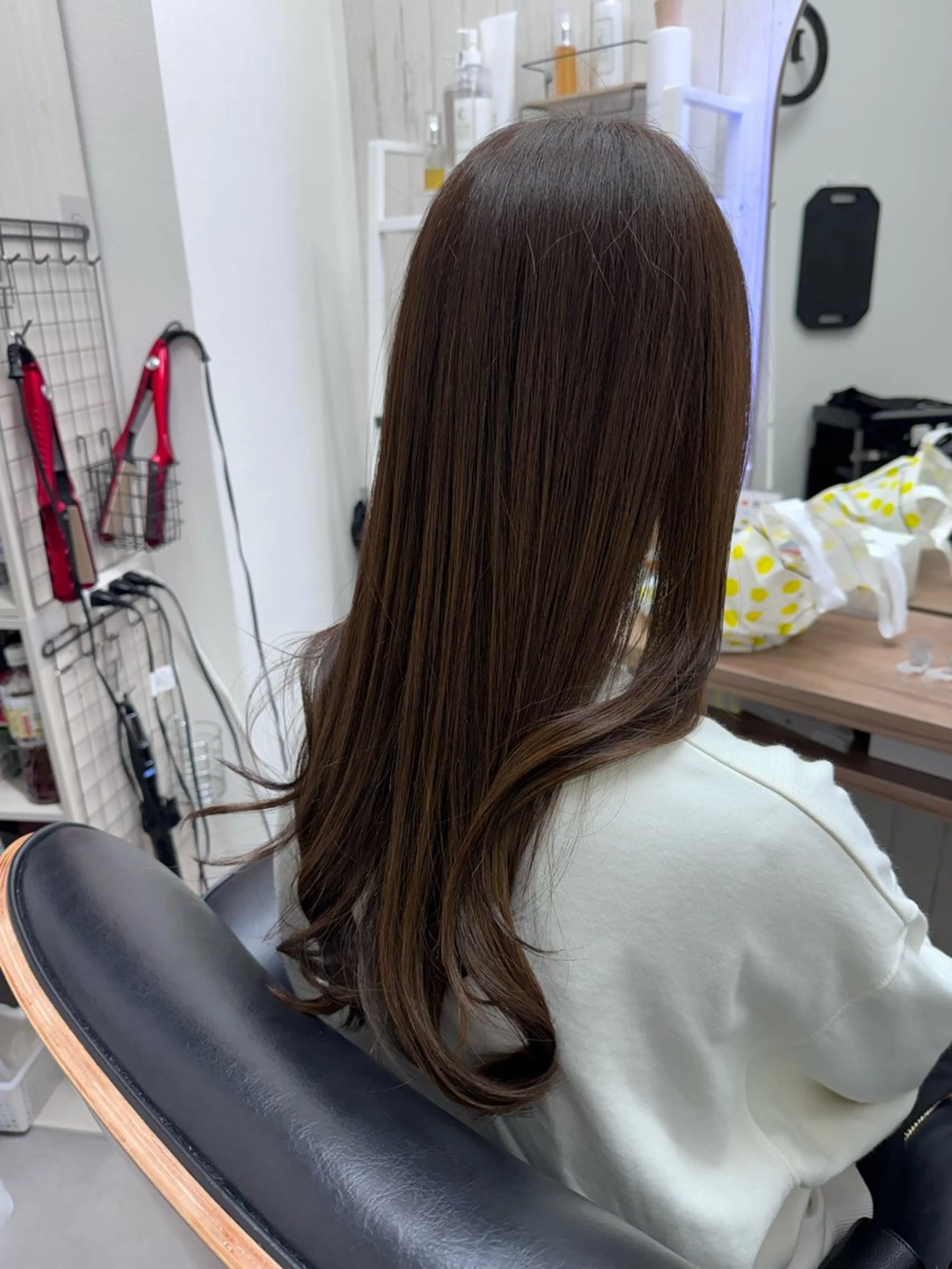ロング カラー アディクシーカラー イルミナカラー クオルシアカラー 髪質改善 韓国風ヘア The Apartment of Solon 船橋 2nd所属・艶髪改善師/高橋潤 /レイヤーカットのヘアスタイル
