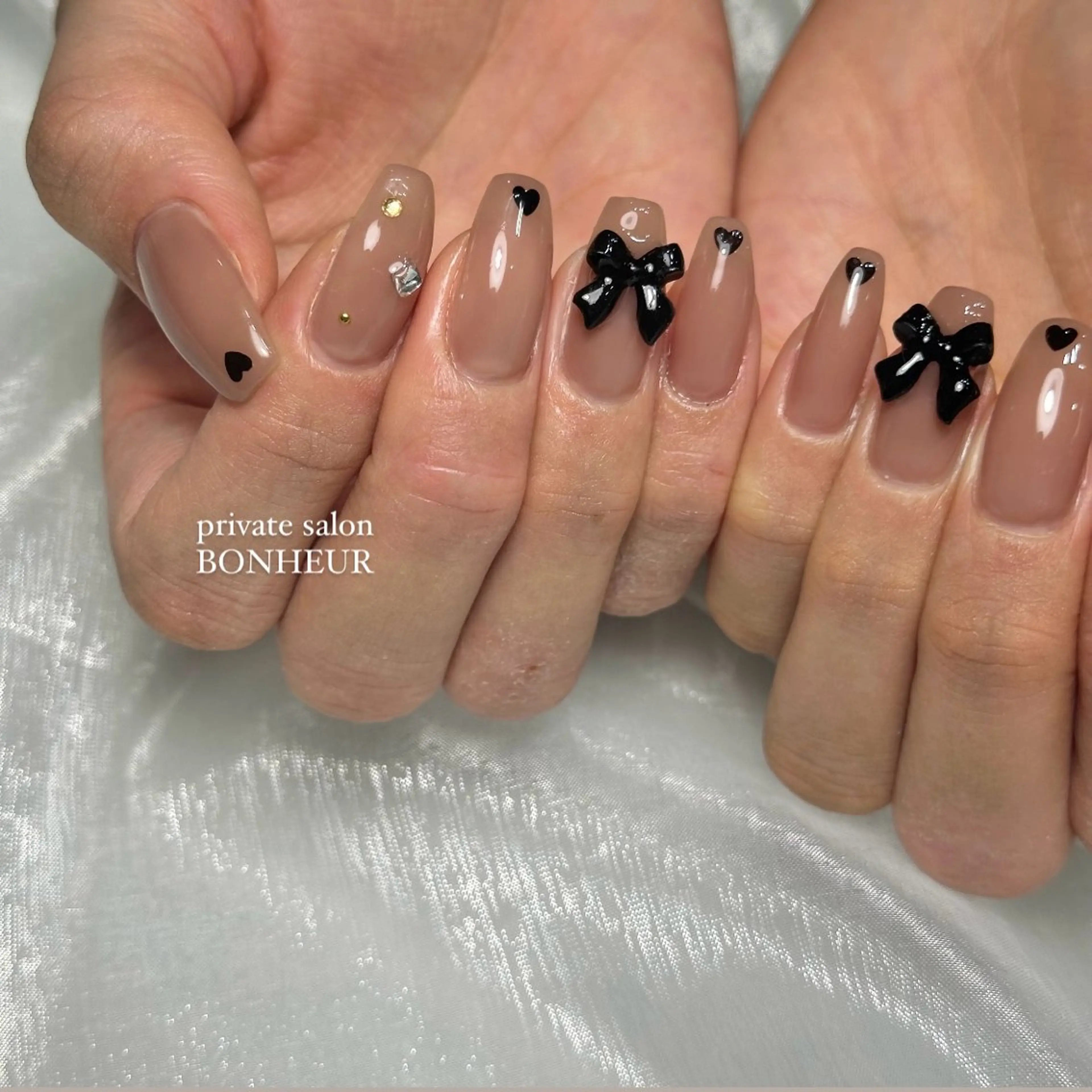 ネイル ハンドネイル BONHEUR Annaのネイルデザイン