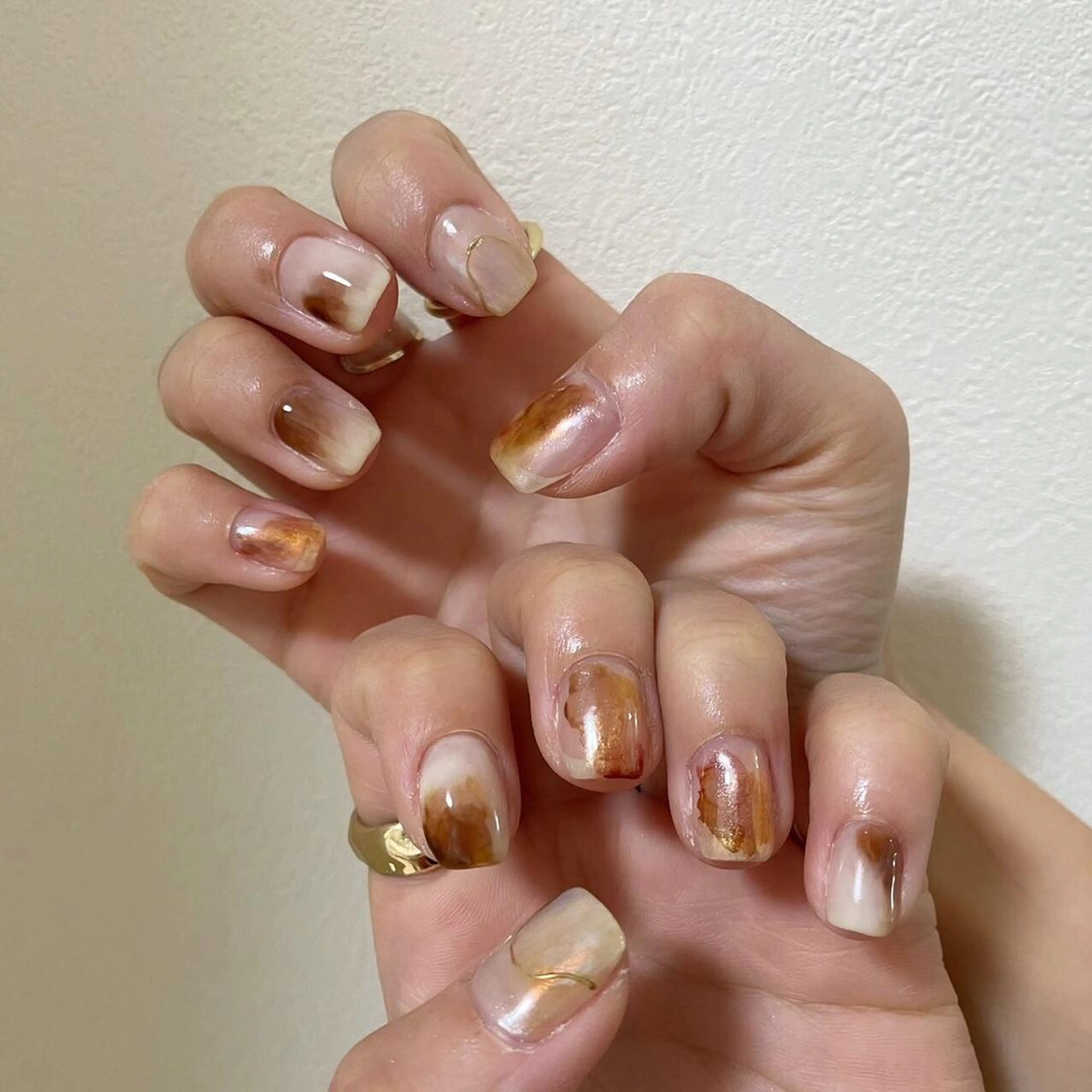 ネイル ブラウン ハンドネイル Elio所属・Elio 国泰寺のネイルデザイン