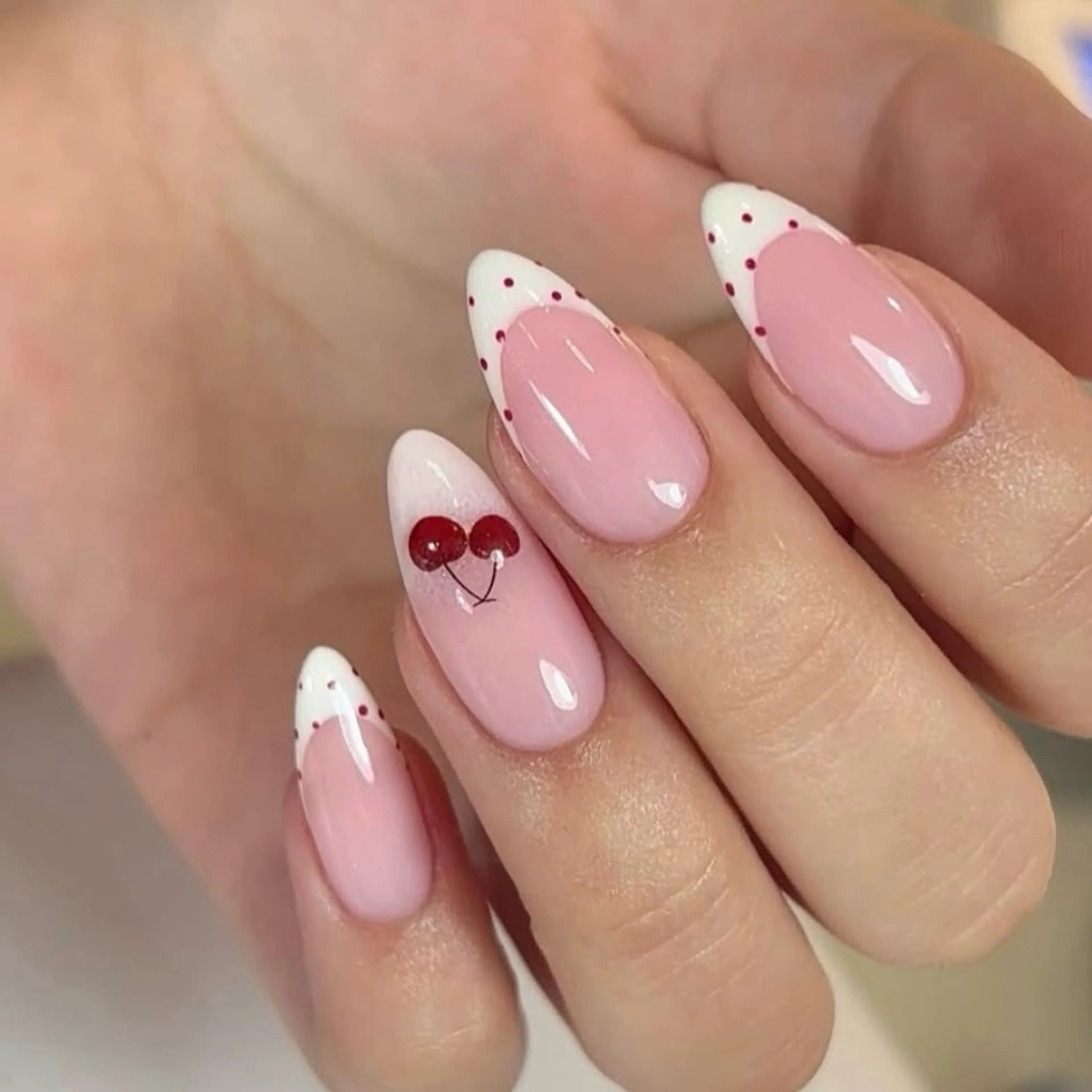 ネイル アートネイル 韓国ネイル マグネットネイル シンプルネイル ワンホンネイル ハンドネイル ハンドケア Kawaii Nail Salonのネイルデザイン