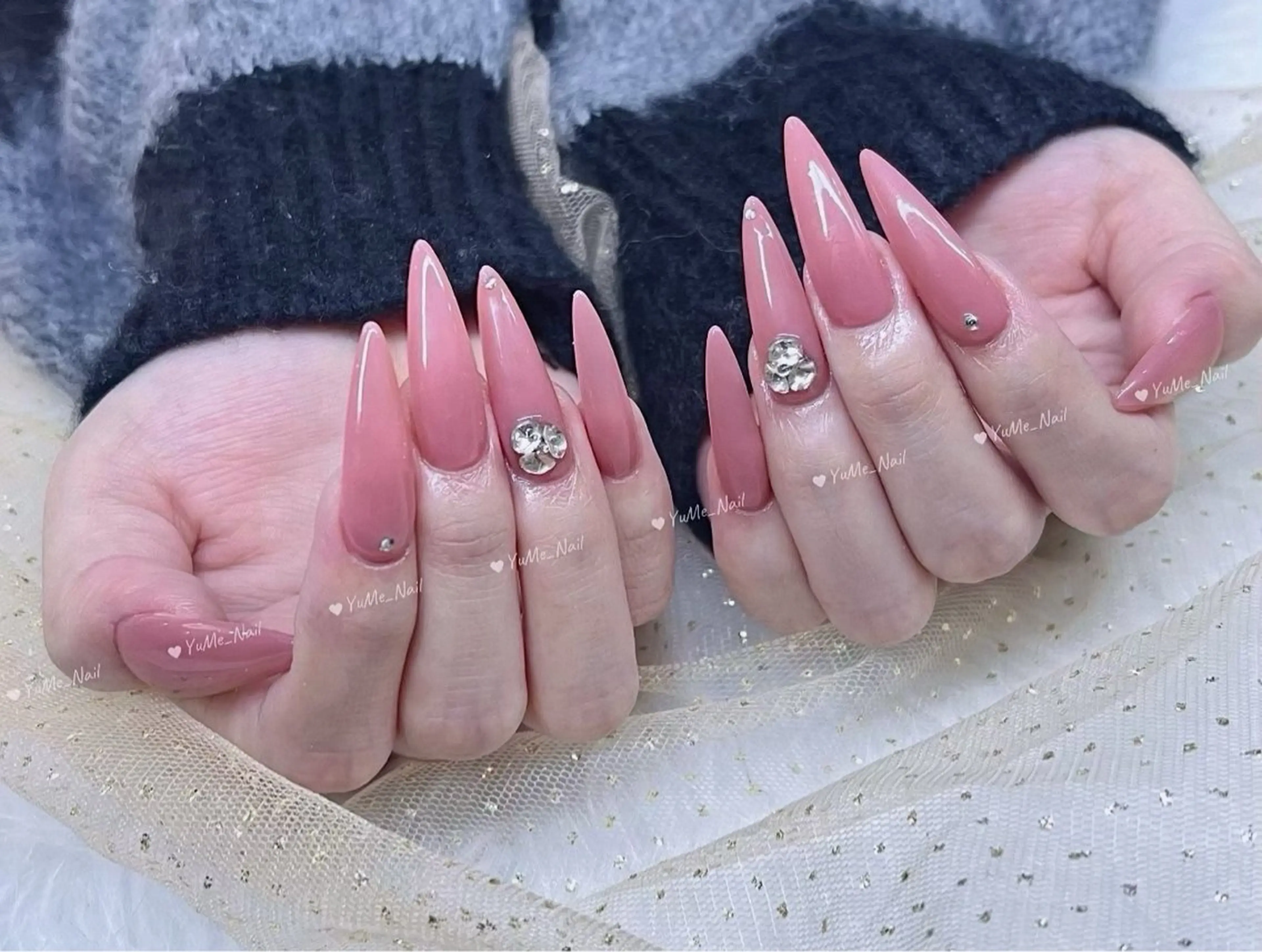 ミディアム ヒエン NAILのネイルデザイン