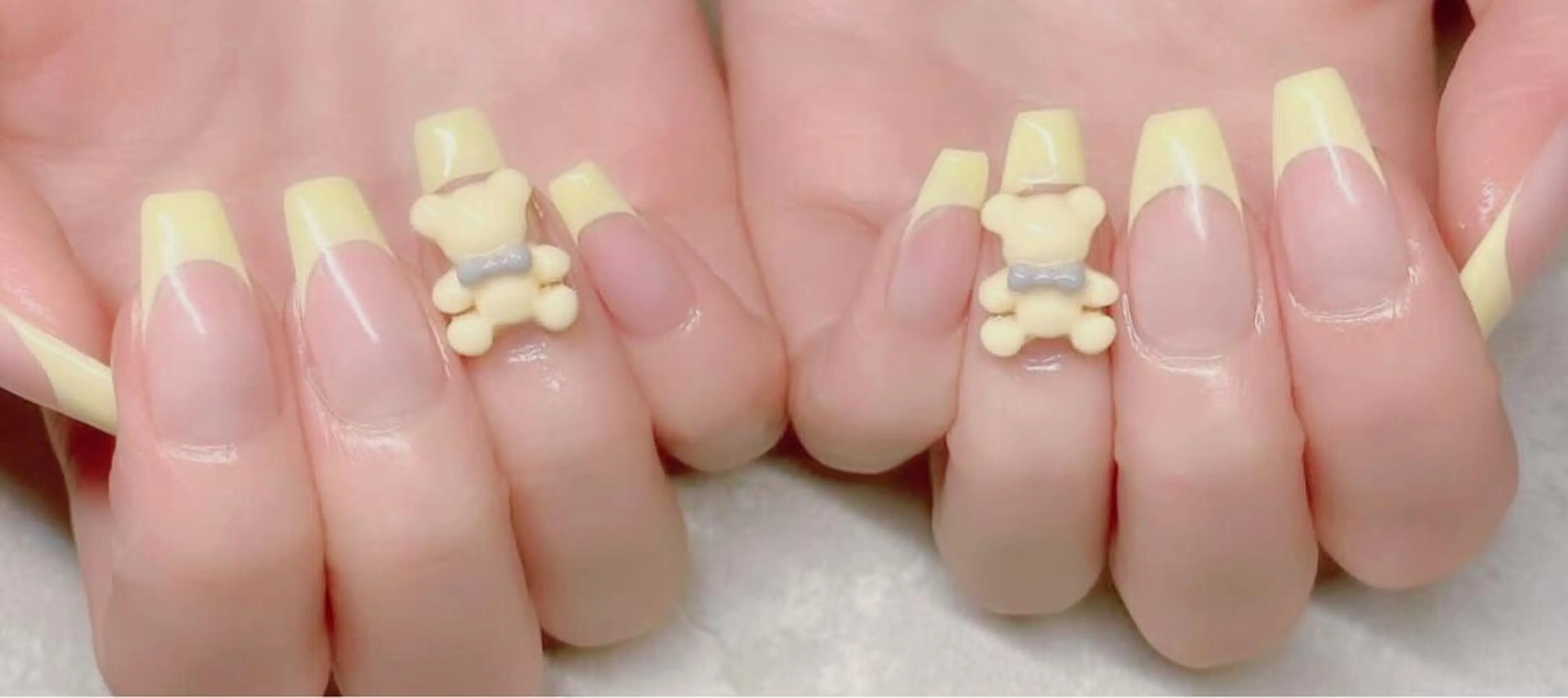 ネイル ハンドネイル VIVIAN リサのネイルデザイン