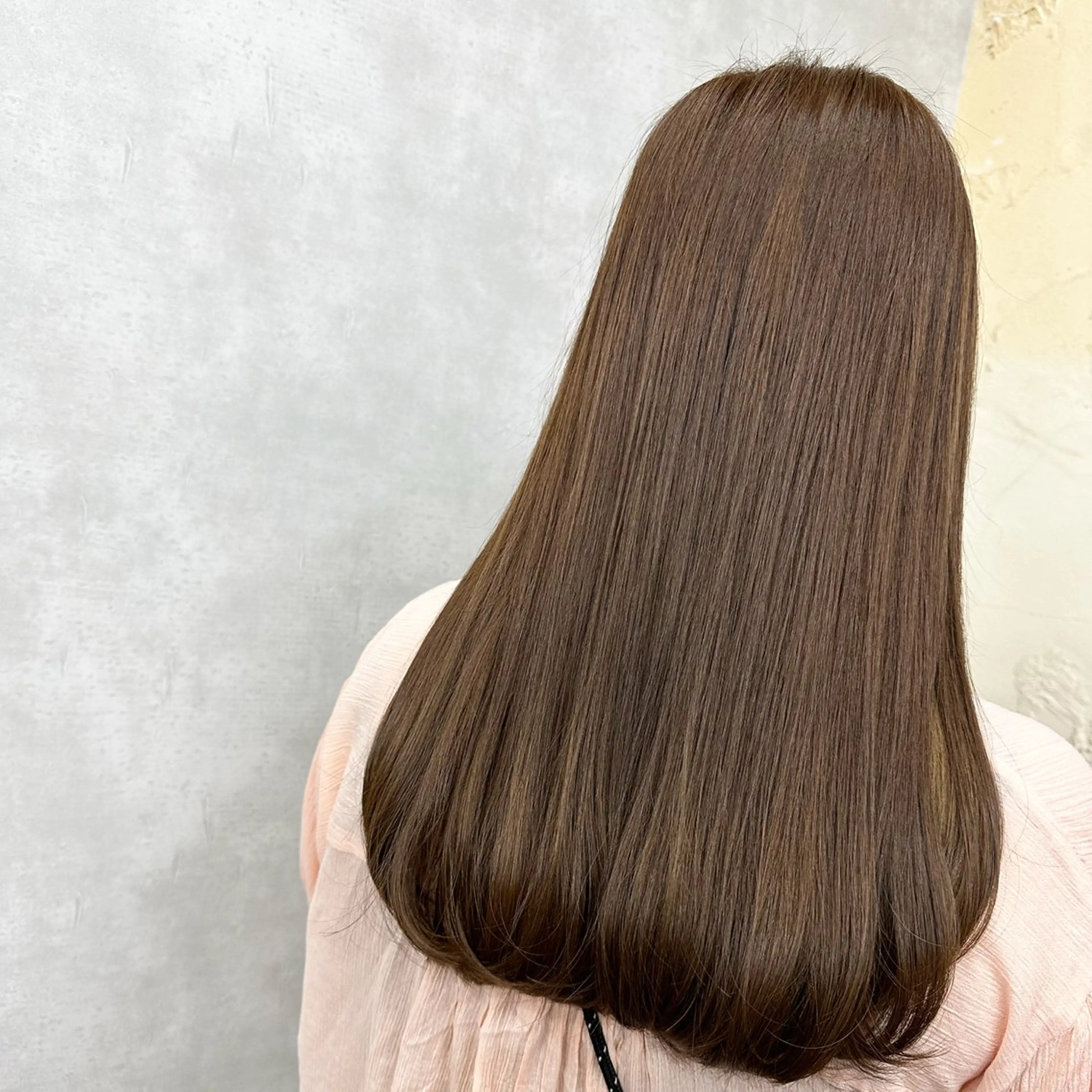 ロング カラー 外山 実咲のヘアスタイル