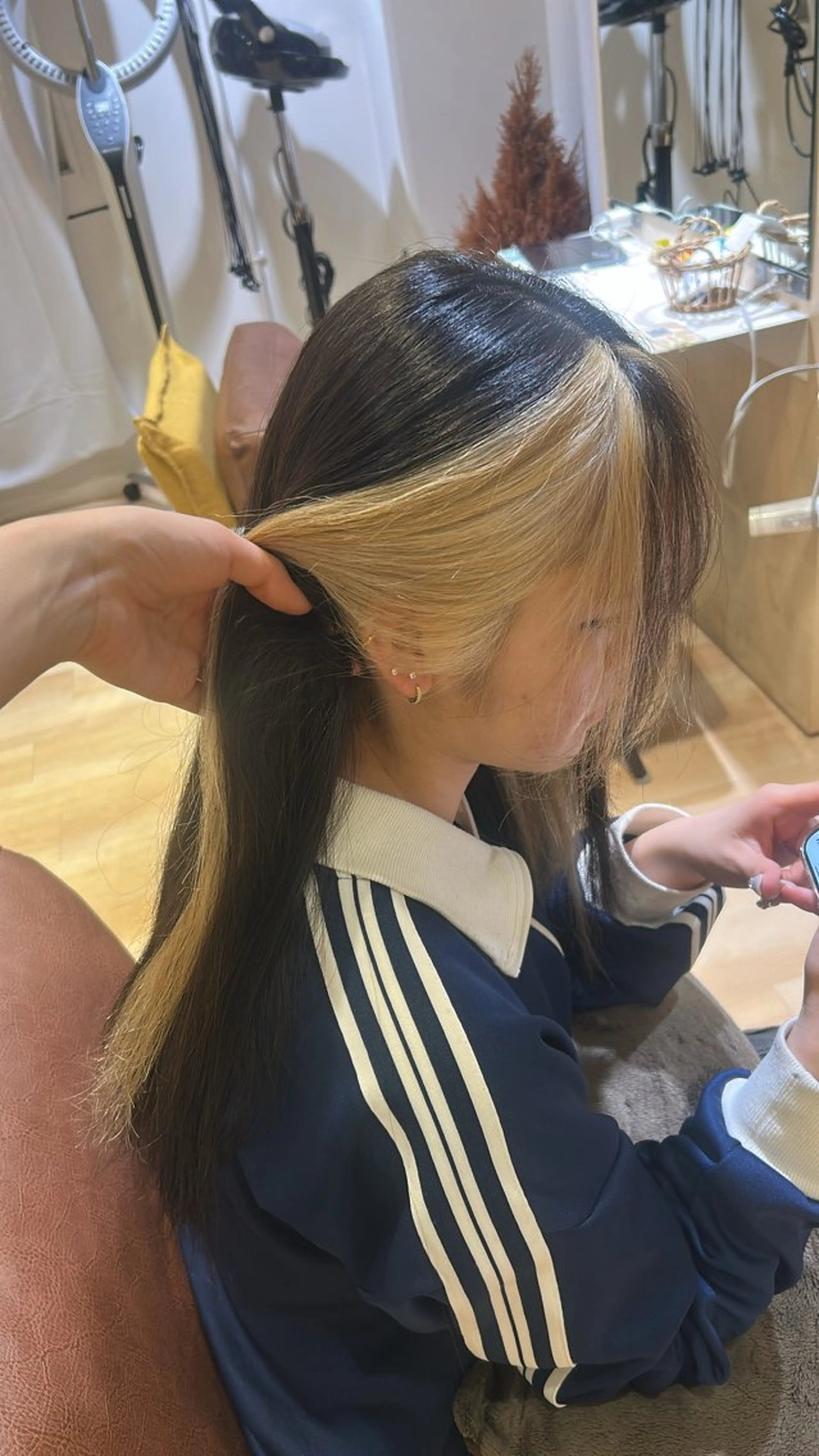 カラー ブリーチ 抜きっぱなしブロンド ブロンド 🎀natsuki /モテカラーのヘアスタイル