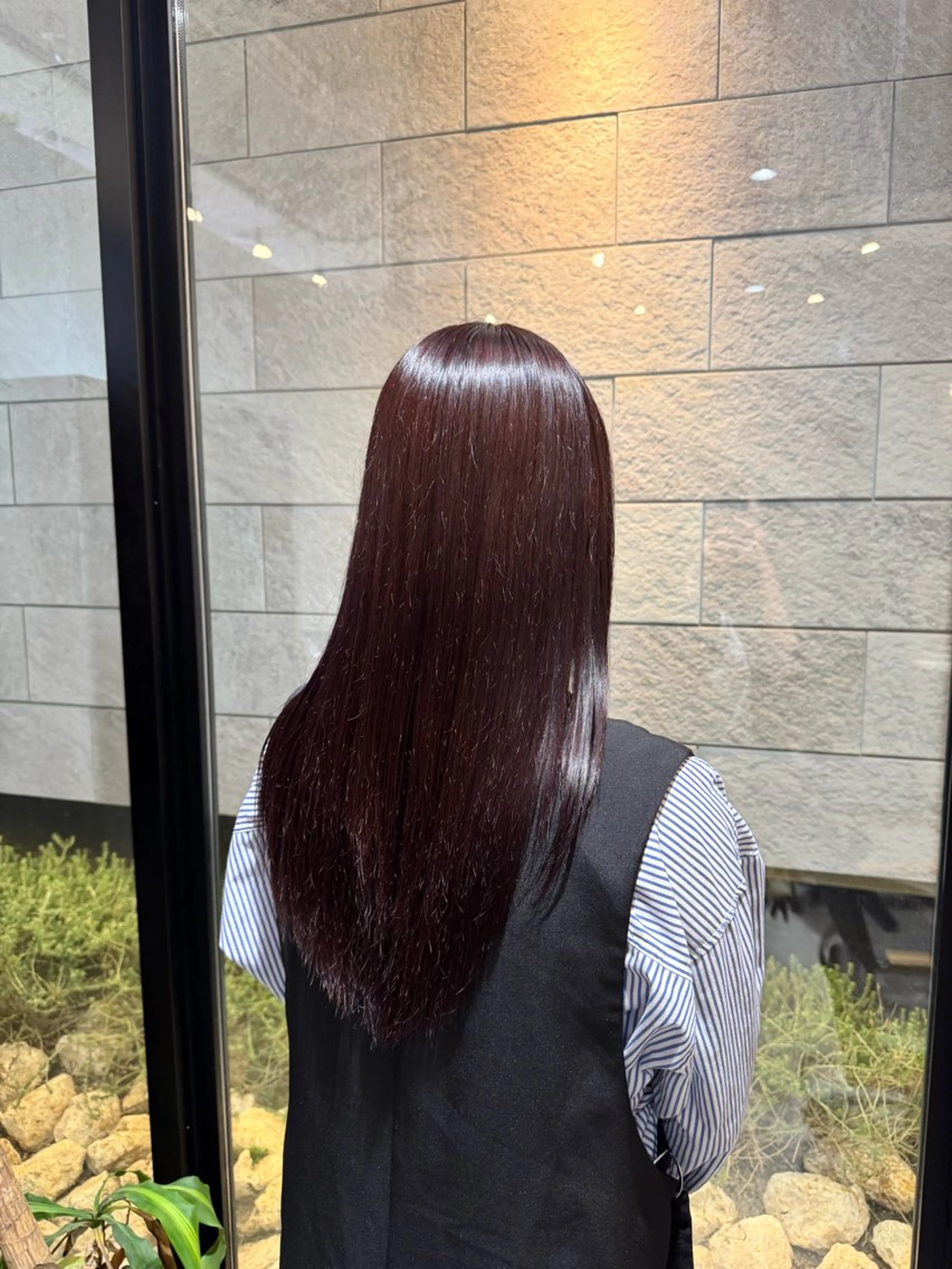 ロング カラー 山本 望華のヘアスタイル