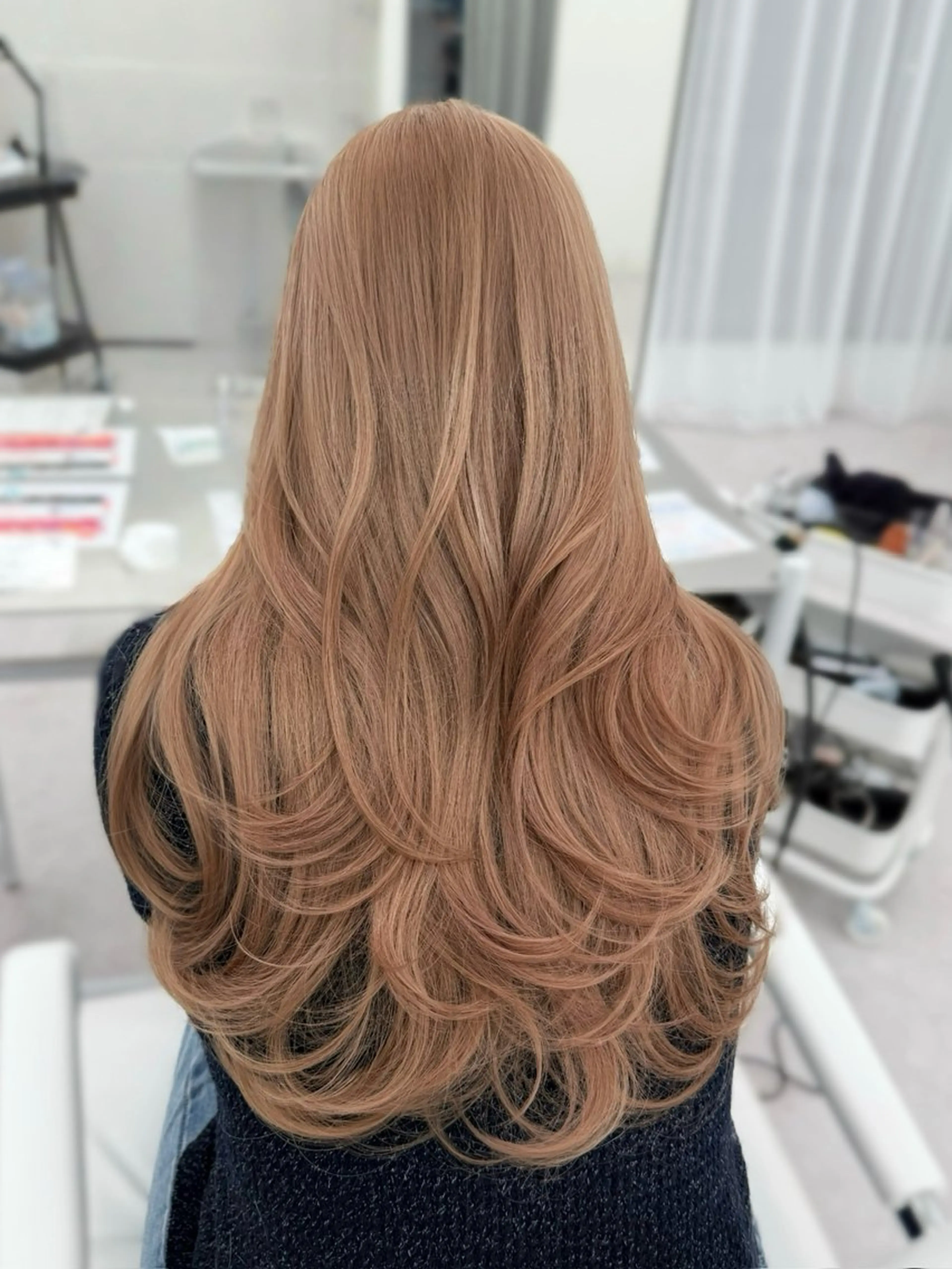 ロング カラー カット ヘアカラー トリートメント 顔まわりの神様✨ 透明感カラー藤嶋秀幸のヘアスタイル