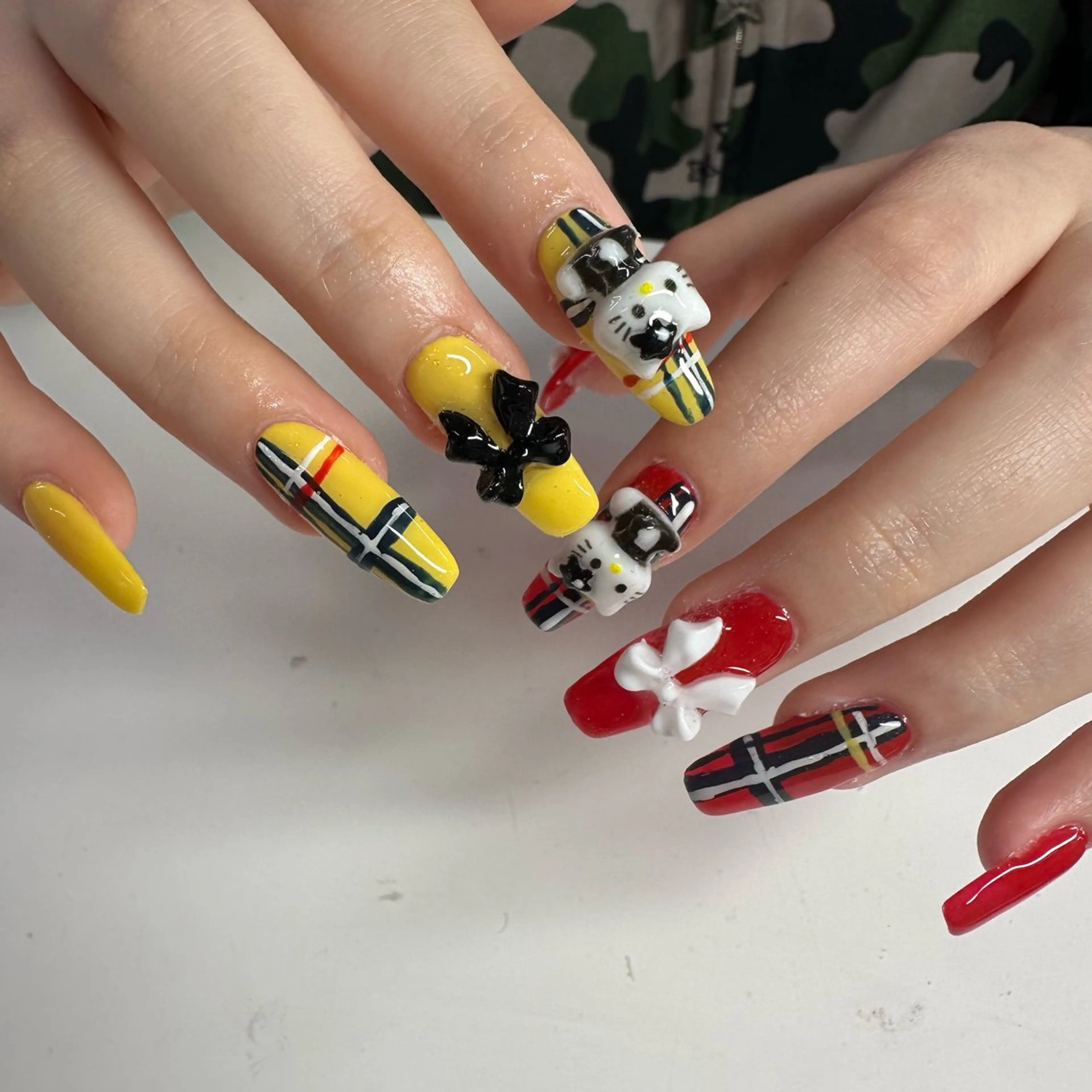 ネイル ハンドネイル WOLTOKYO渋谷 yunaのネイルデザイン