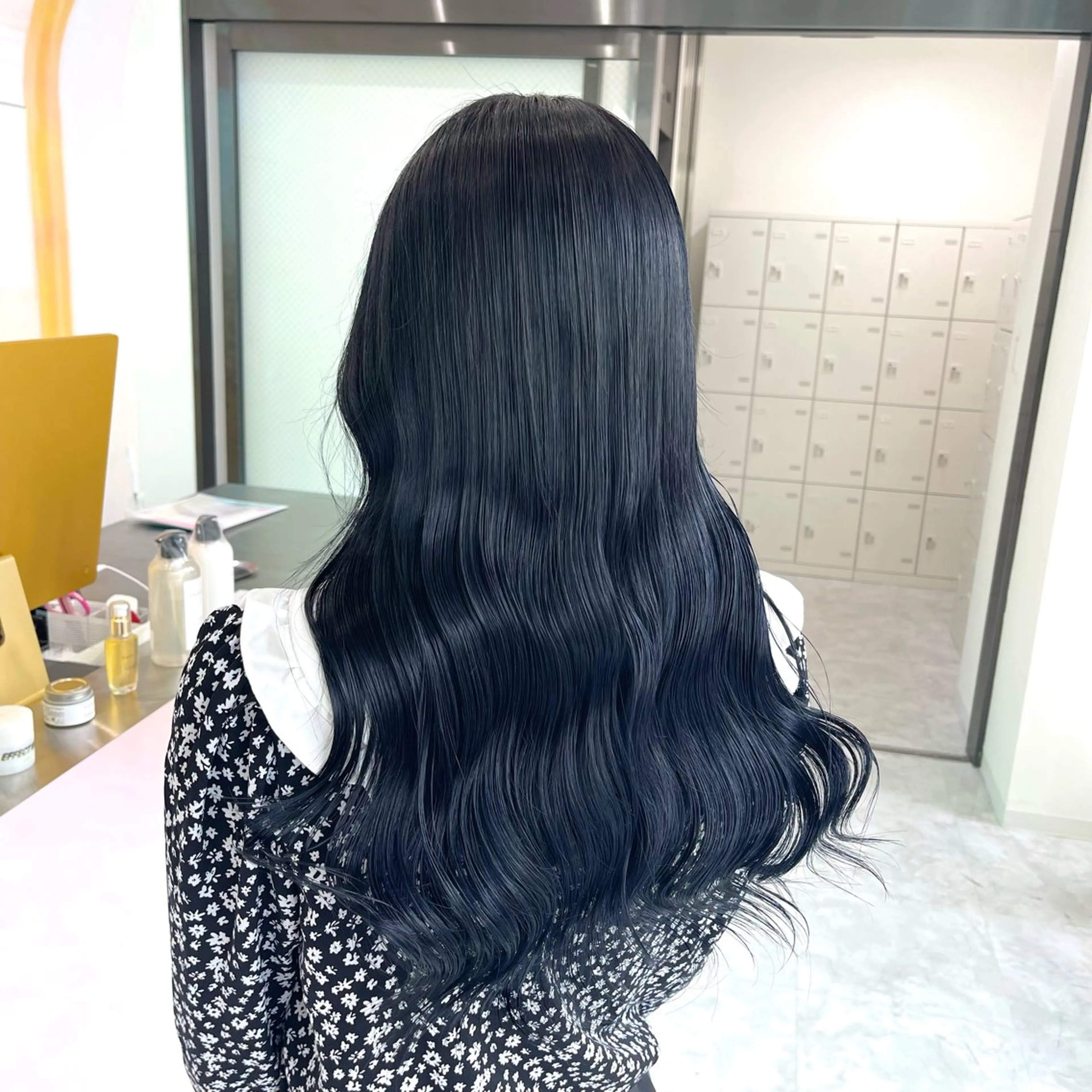 ロング カラー ヘアアレンジ メンズ 黒髪 ブルーカラー ブルーブラック ヘアカラー トリートメント ヘッドスパ ヘアセット 🌈トレンドヘア 🌈WATARU🌈のヘアスタイル