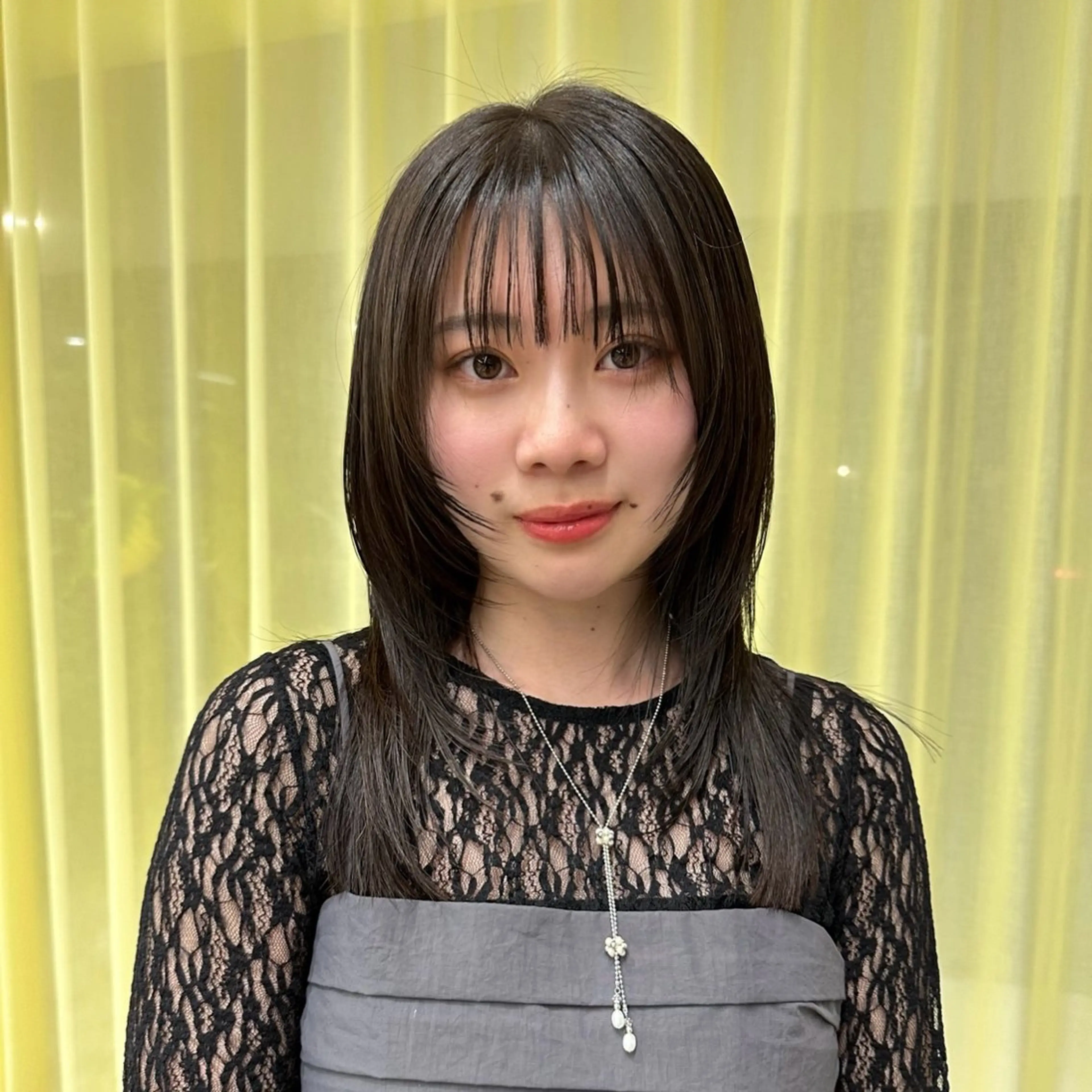 セミロング ヘアアレンジ 似合わせカット カット ハイトーン/透け感 カラー🎀真香のヘアスタイル