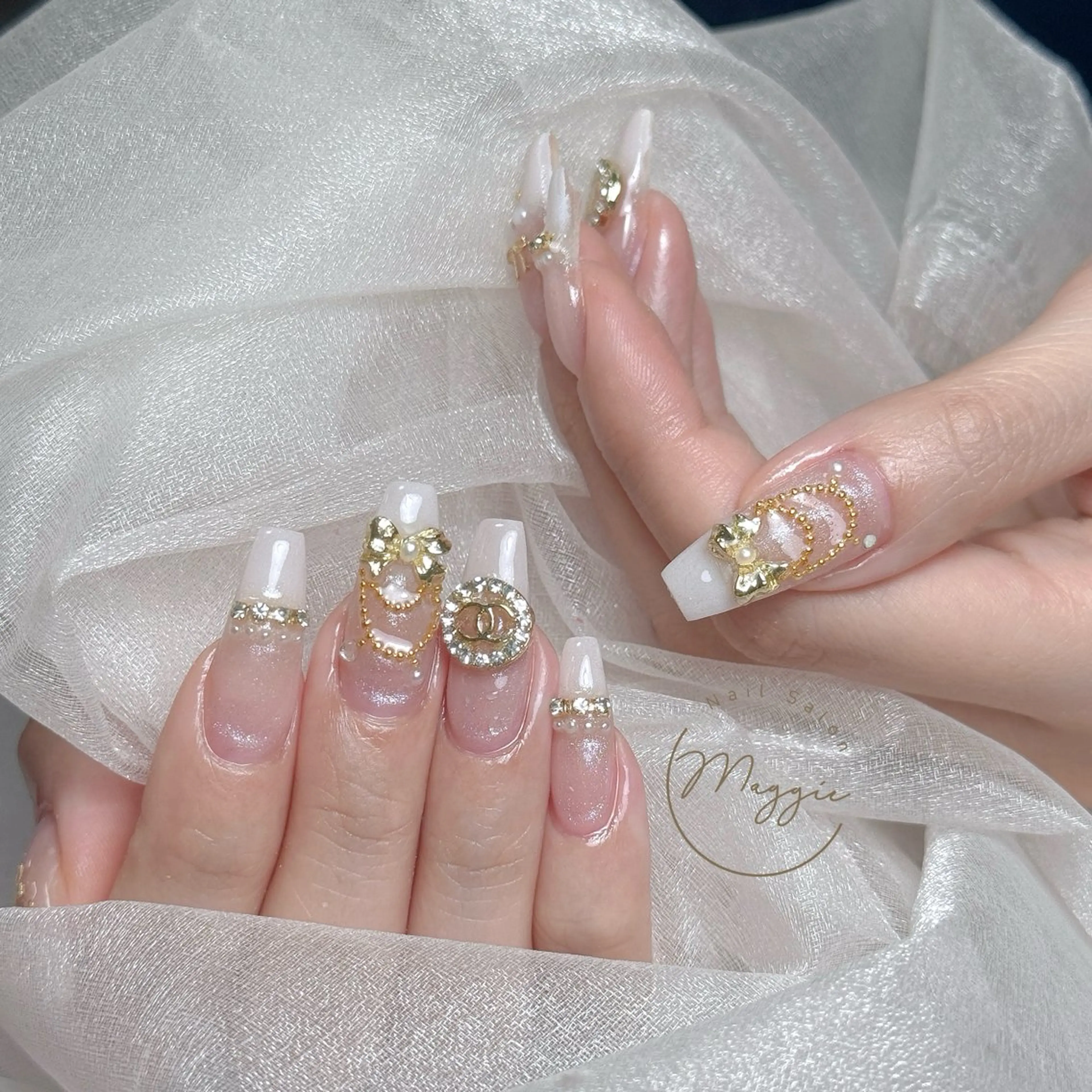 ネイル Maggie Nail🦩のネイルデザイン