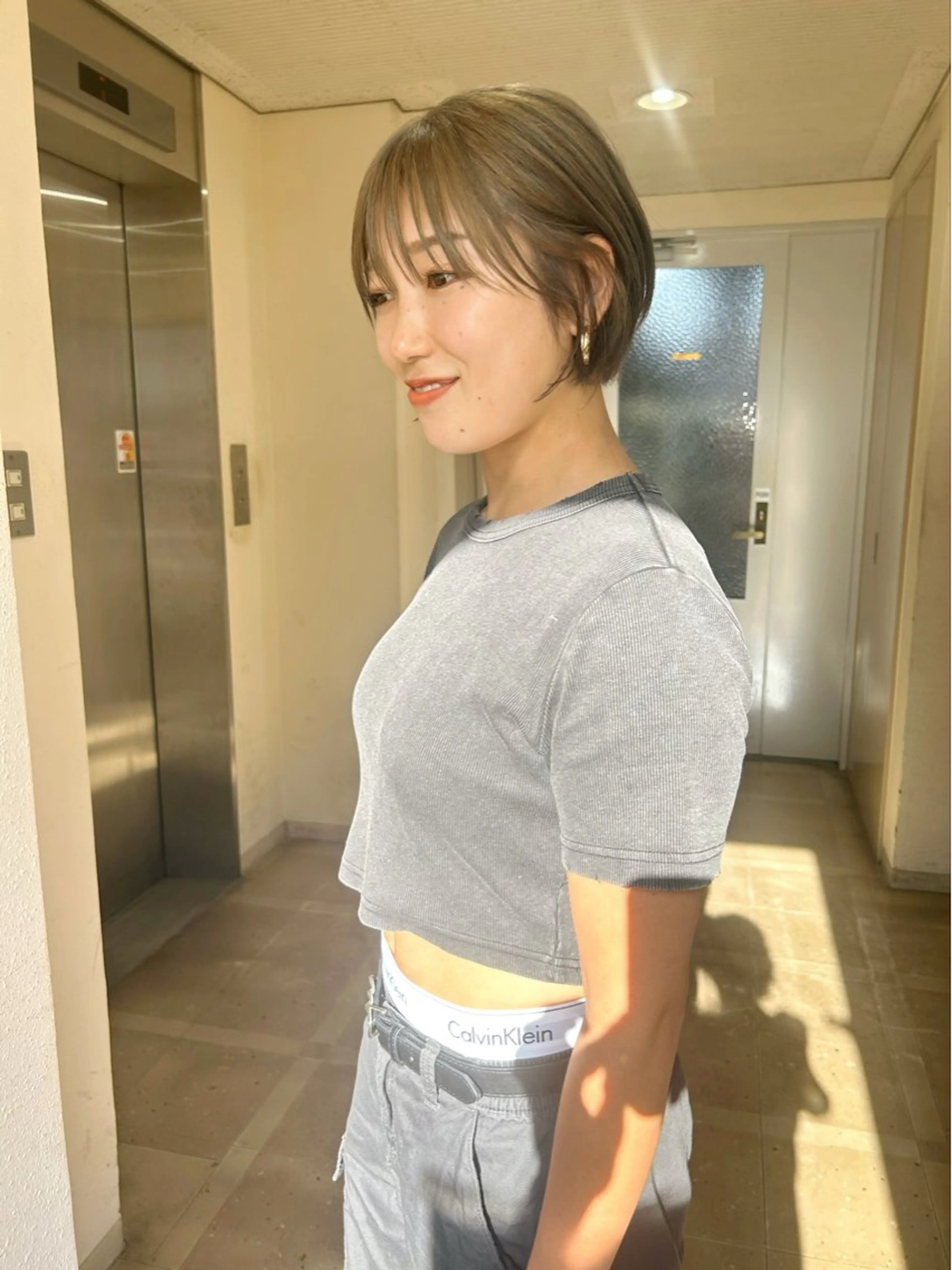 ショート カラー ヘアカラー ショート/ボブ/ 心斎橋/宮脇美奈のヘアスタイル