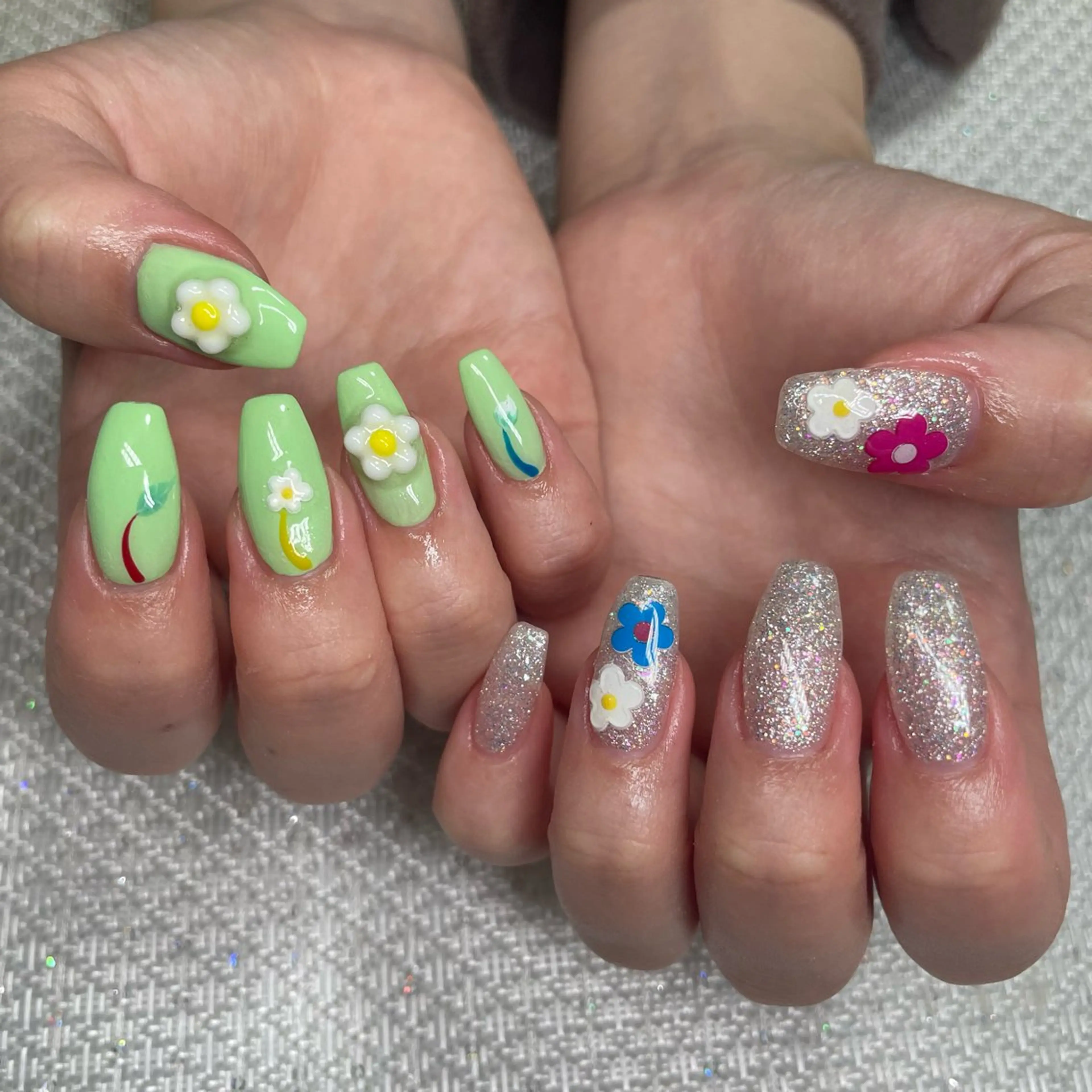 ネイル ハンドネイル MoonLight MIHOのネイルデザイン