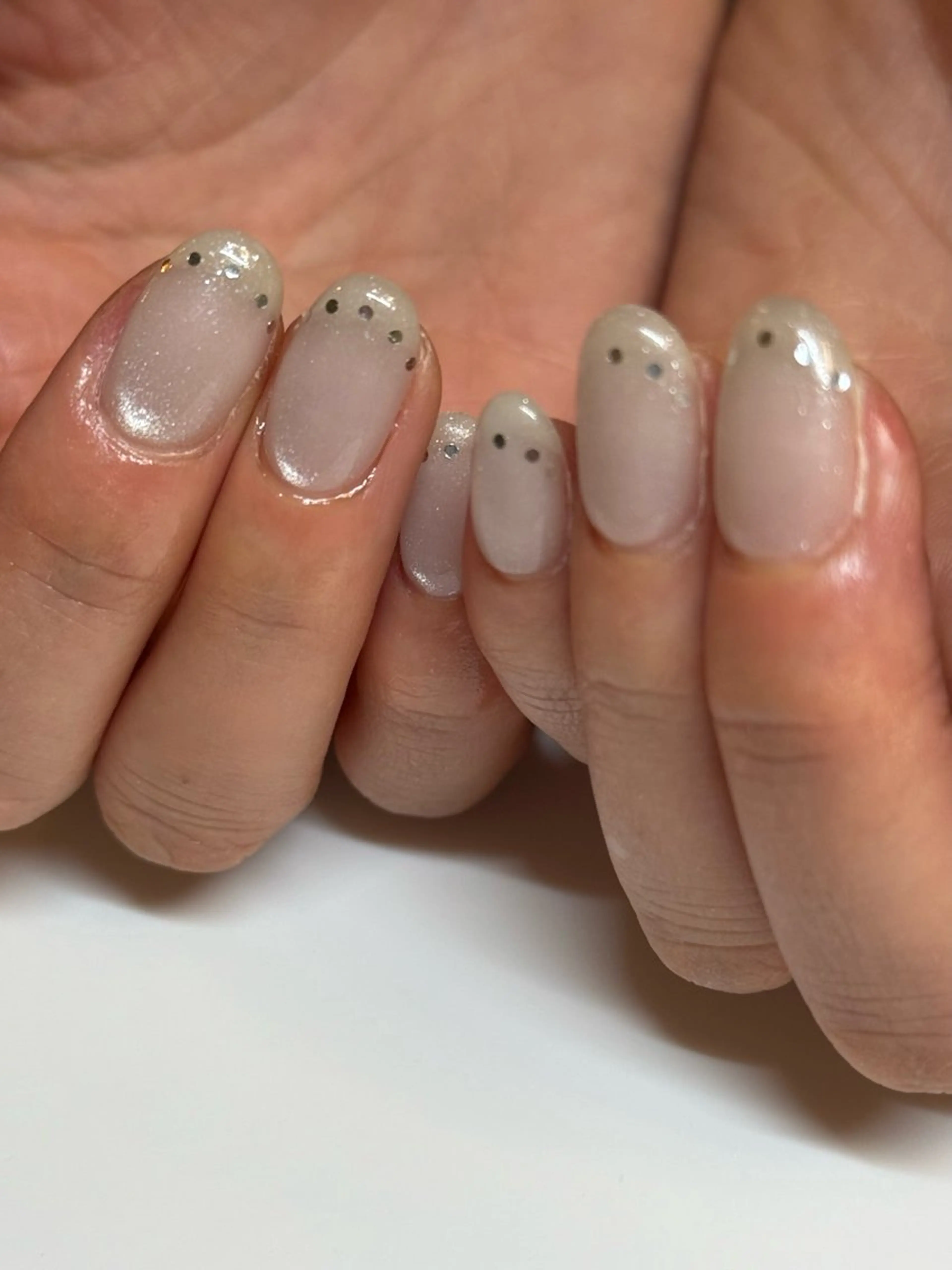 ネイル ラメ(グリッター) シルバー ハンドネイル Fujimori .のネイルデザイン