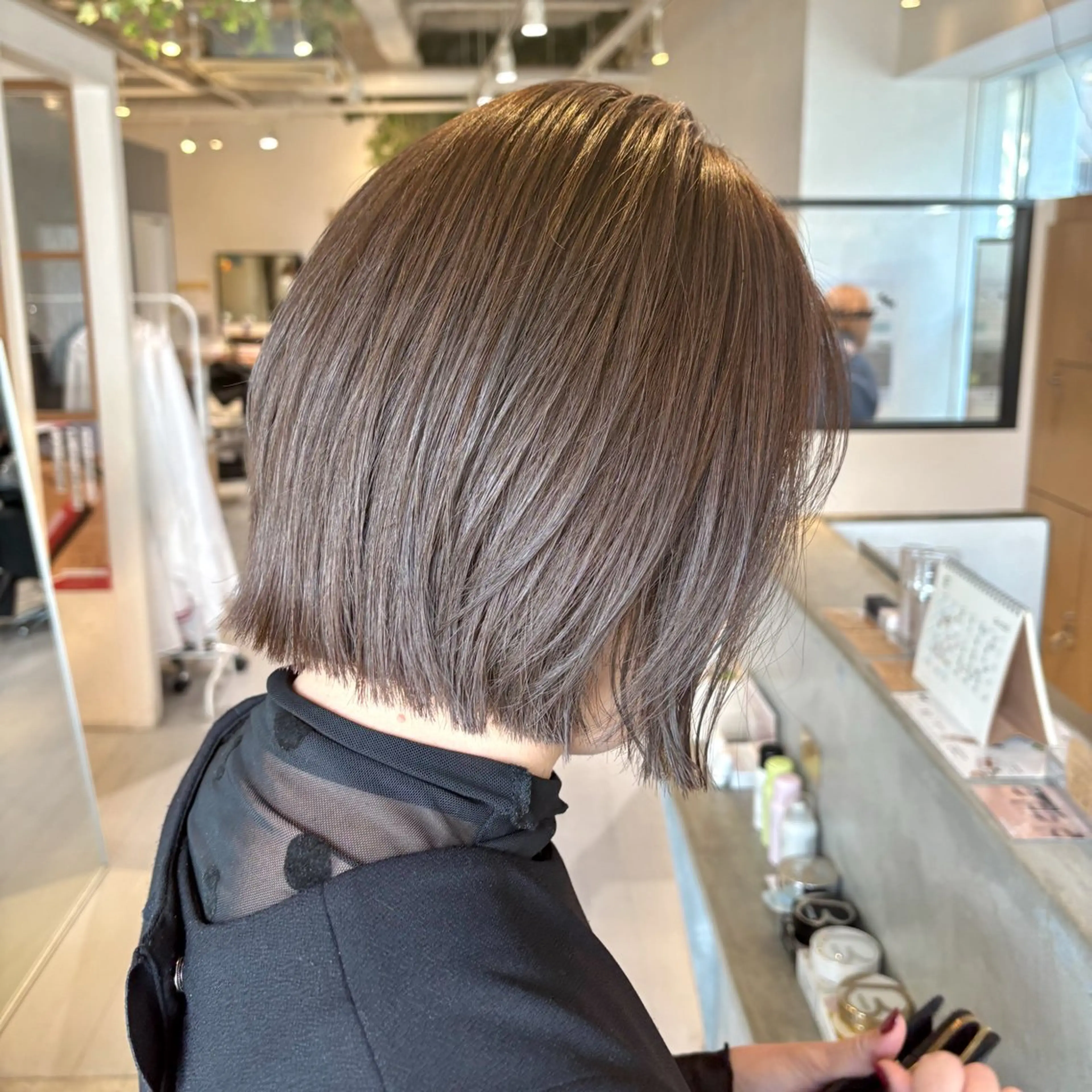 カラー ベージュカラー ボブ カット ヘアカラー めい/透明感カラー /レイヤー/ボブのヘアスタイル