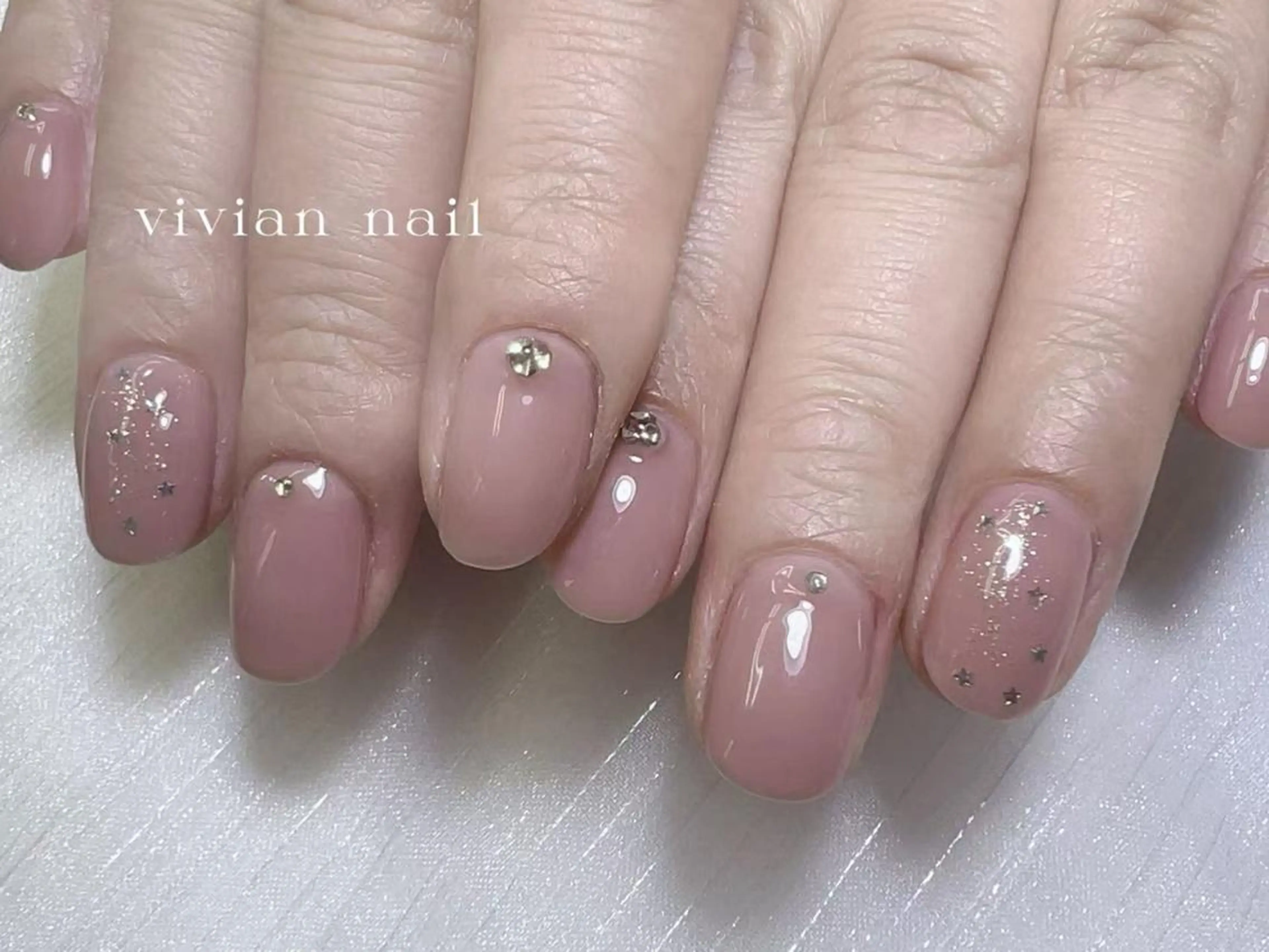 ネイル VIVIAN エイのネイルデザイン